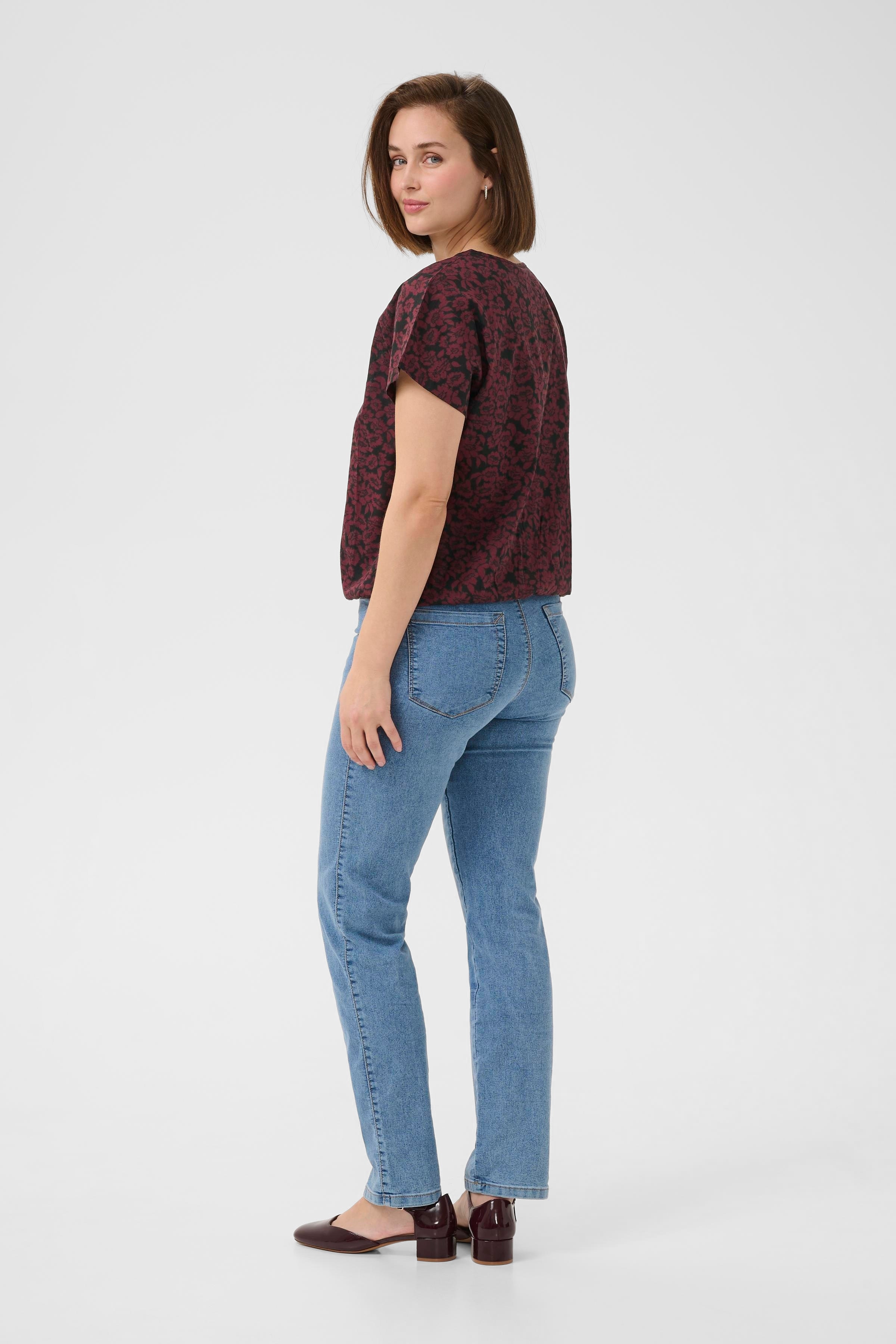 KAbeathe Blouse LOOKBOOK BACK 10508896-107734