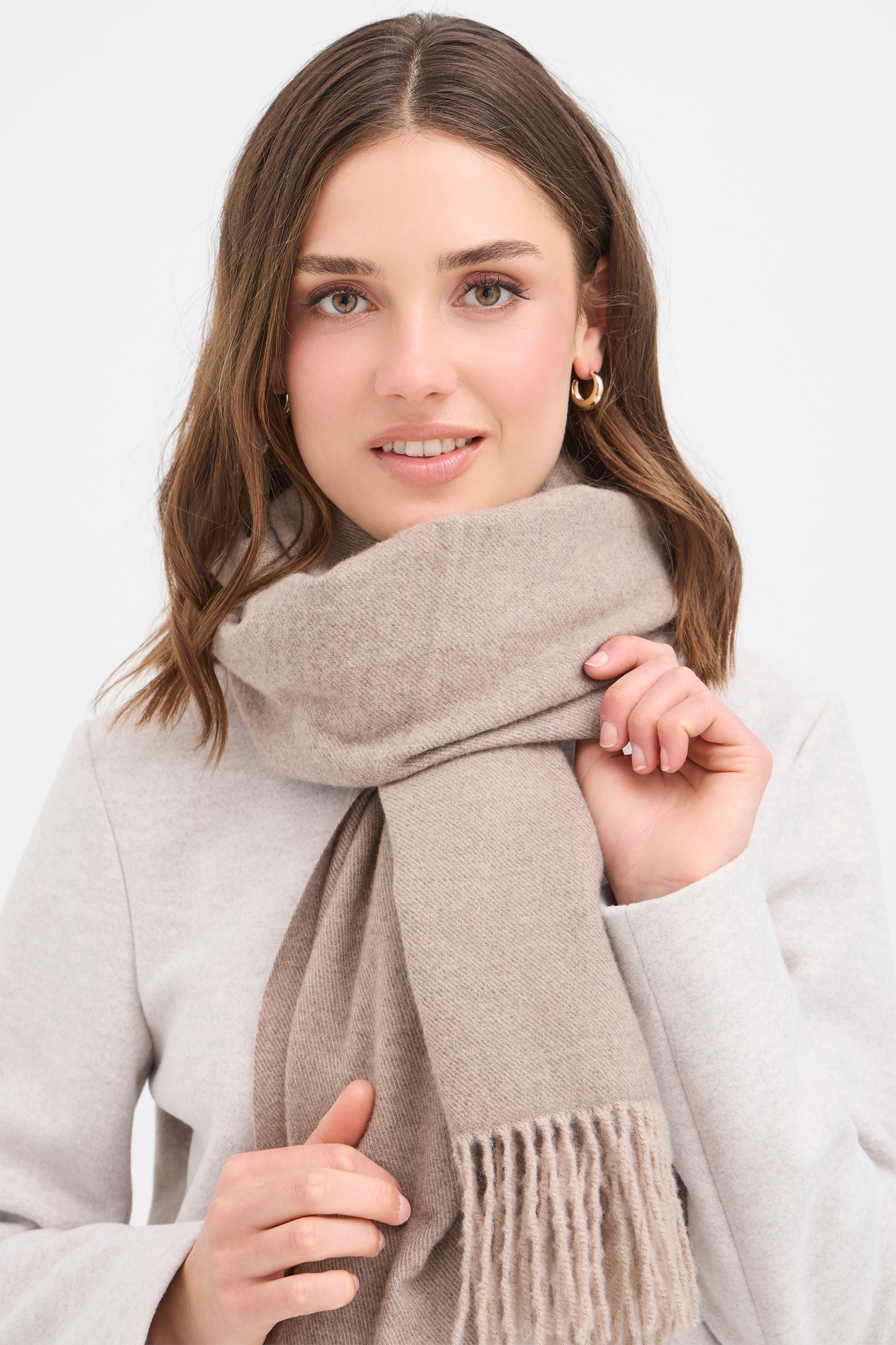 FRPASMIRA Scarf LOOKBOOK DETAIL 20616170-1713111