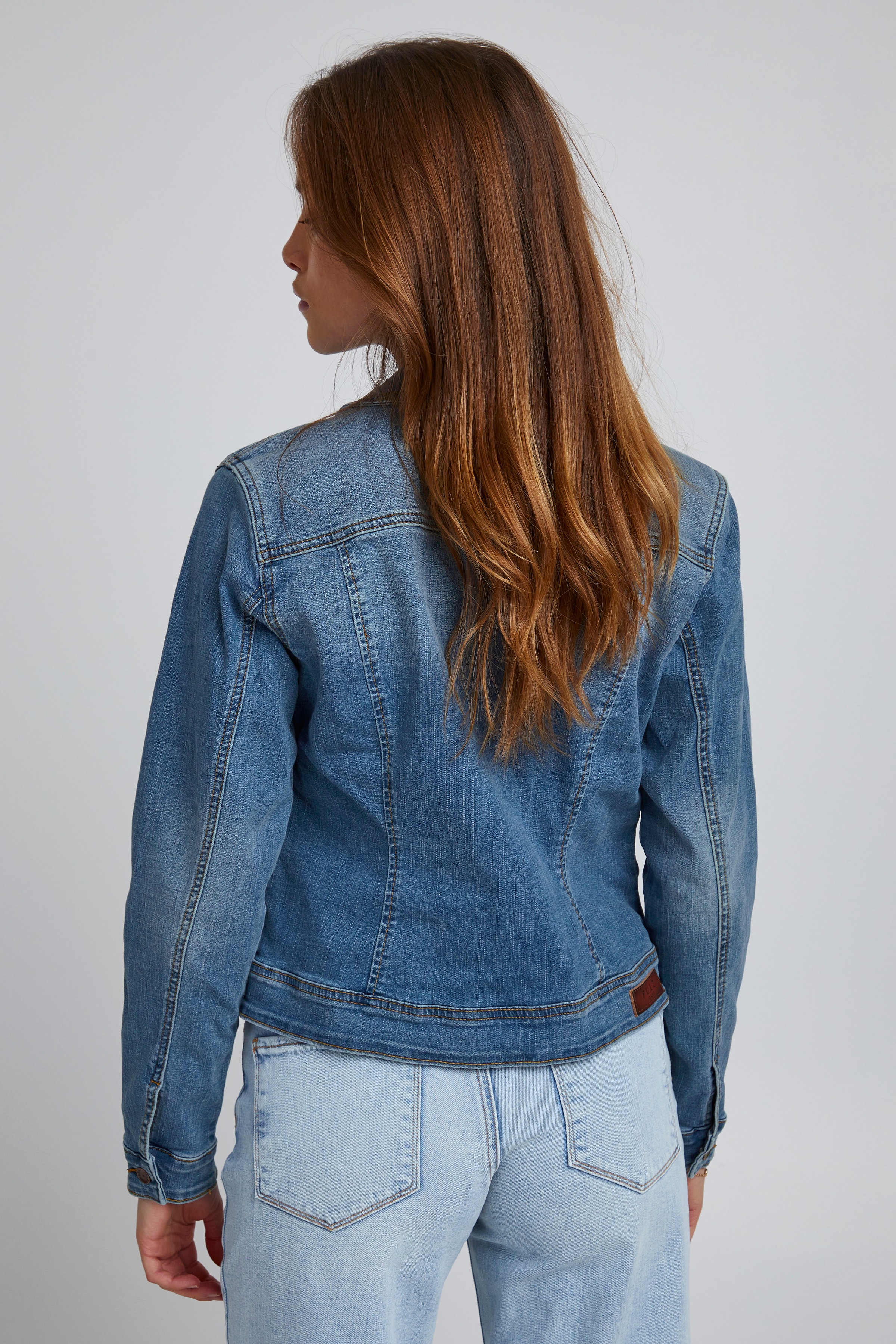 PzSira Denim Jakke LOOKBOOK BACK 50205212-200008