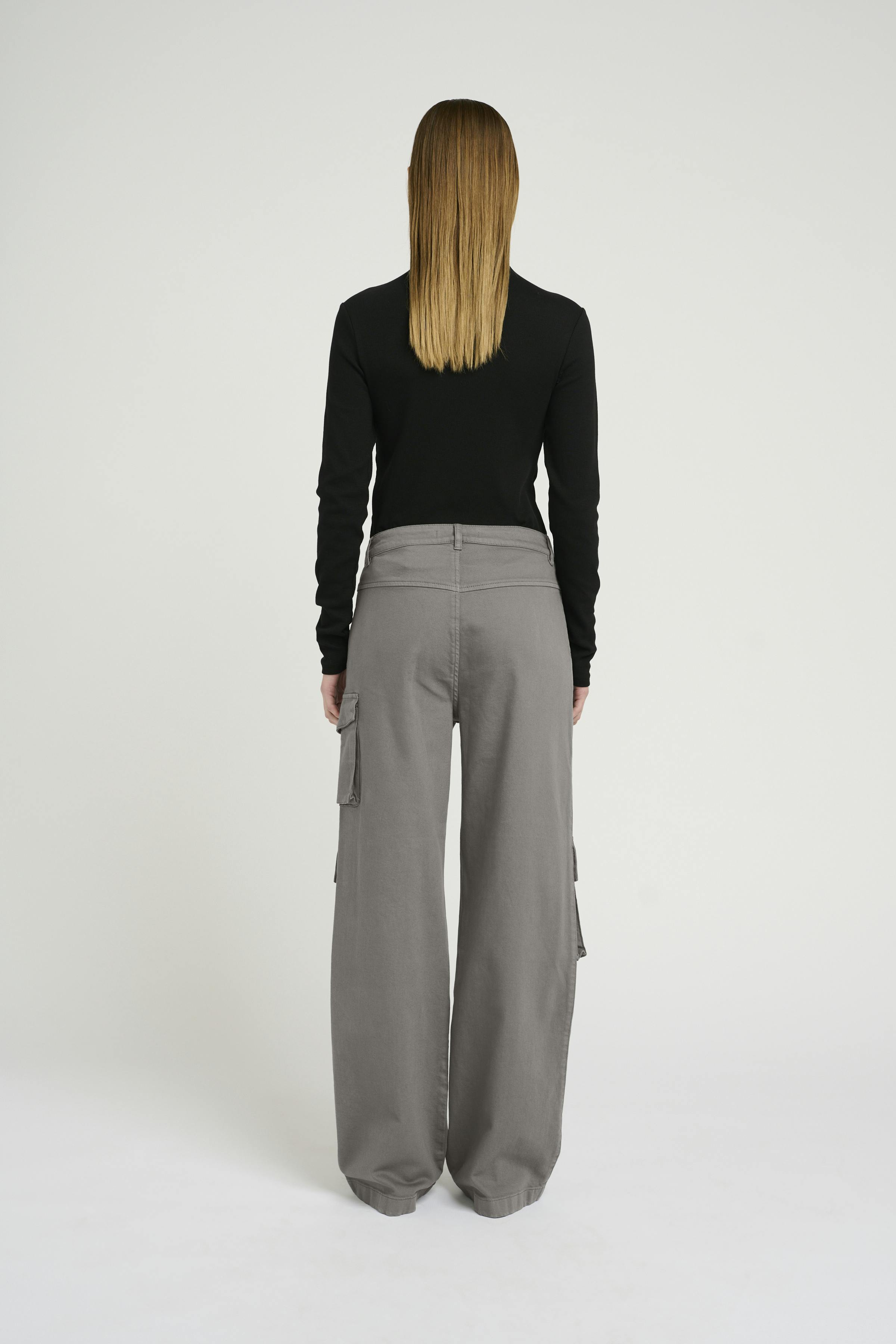 MirzaGZ Trousers LOOKBOOK BACK 10908720-180306