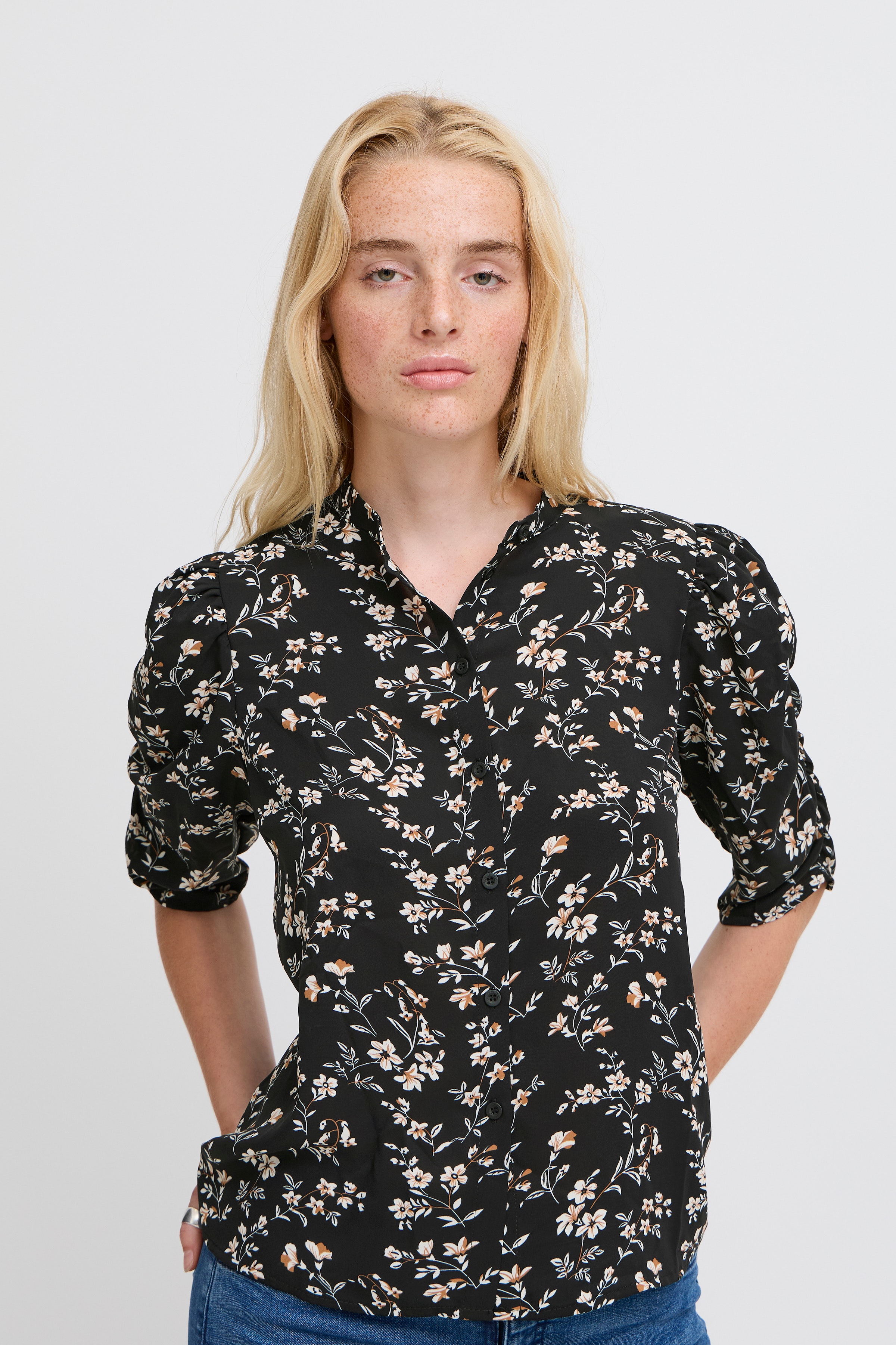 IXNURA Bluse LOOKBOOK DETAIL 20123647-205230