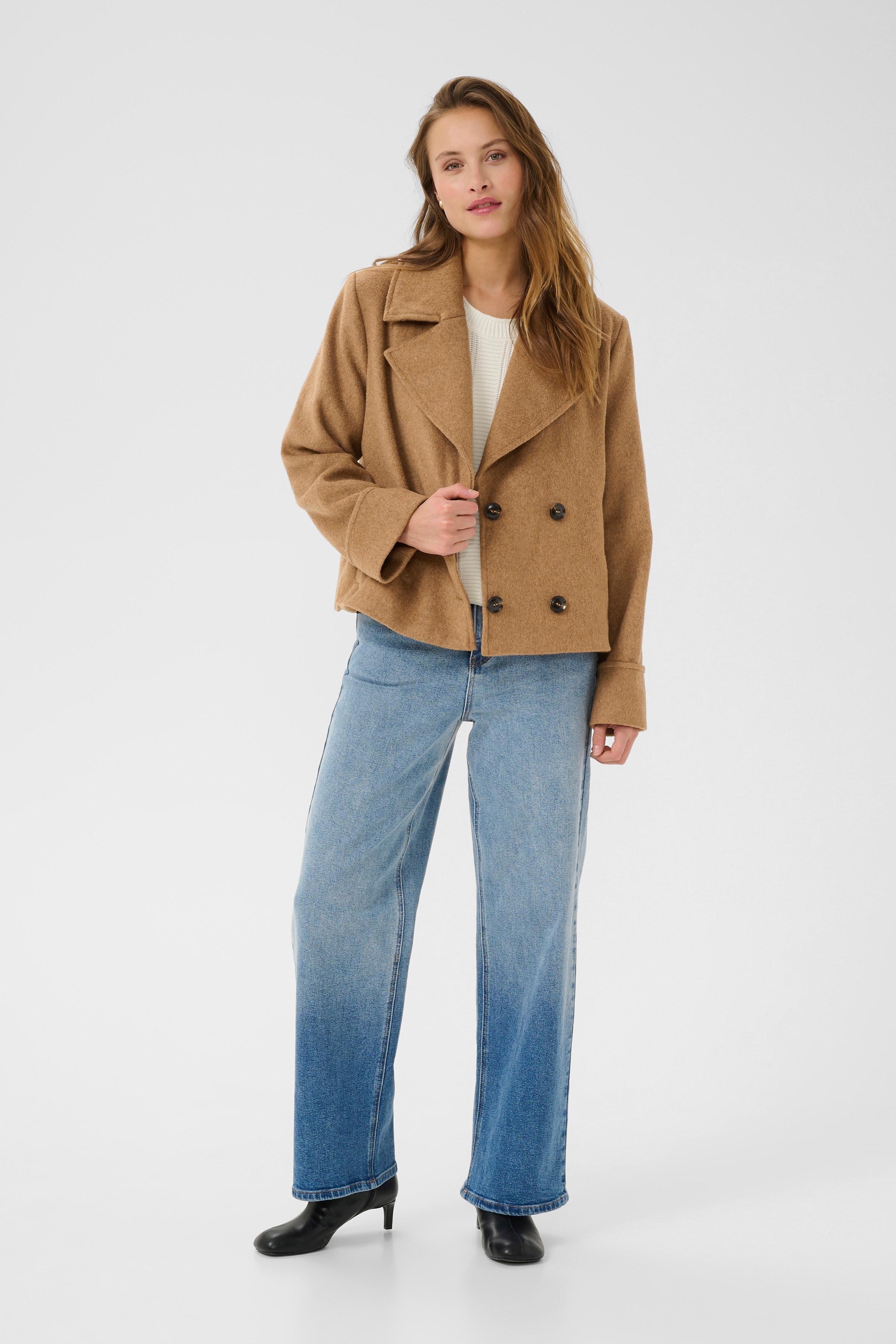 KAjulia Kåpe LOOKBOOK FRONT 10510068-1810291