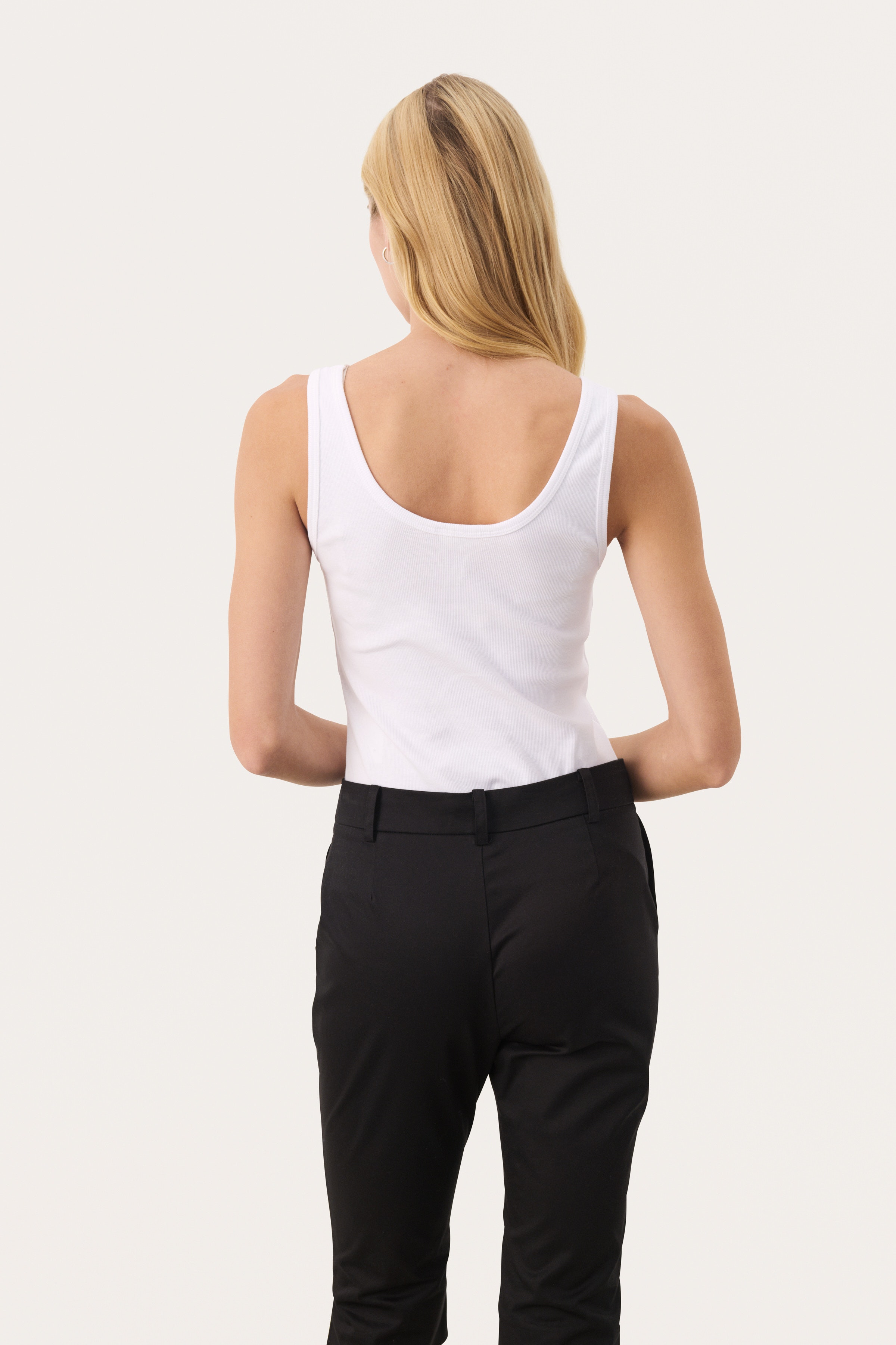 RoselynPW Top LOOKBOOK BACK 30309651-110601