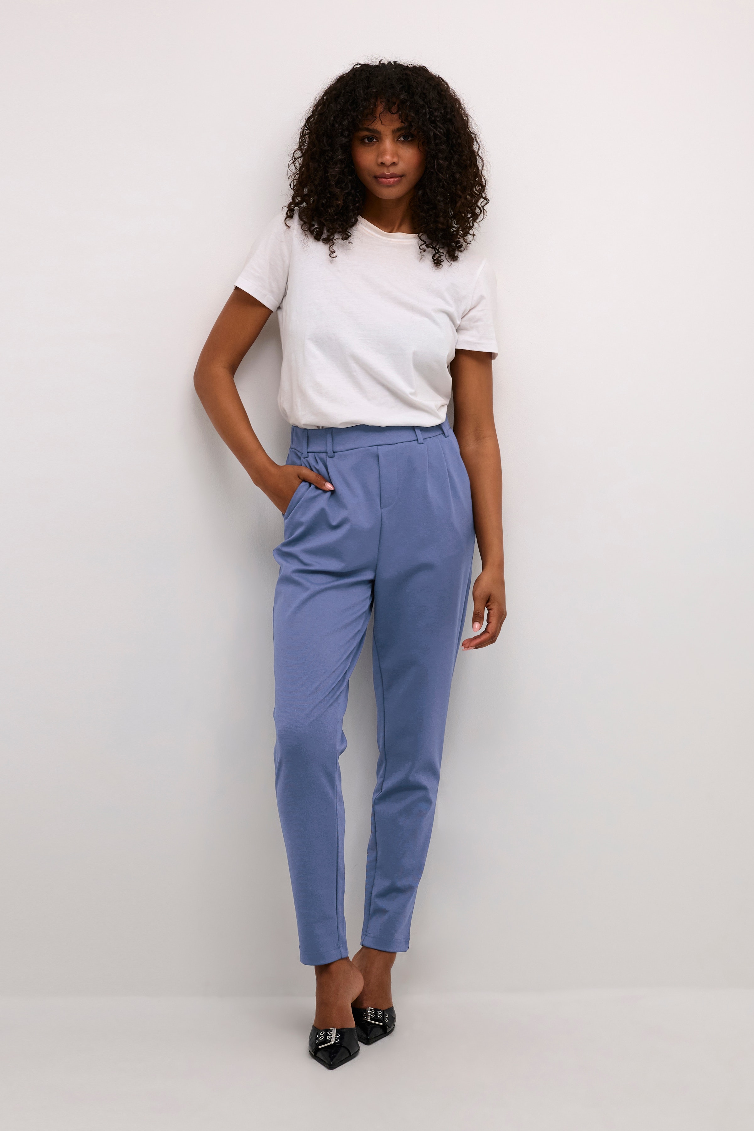 KAjenny Trousers LOOKBOOK FRONT 10508651-193928