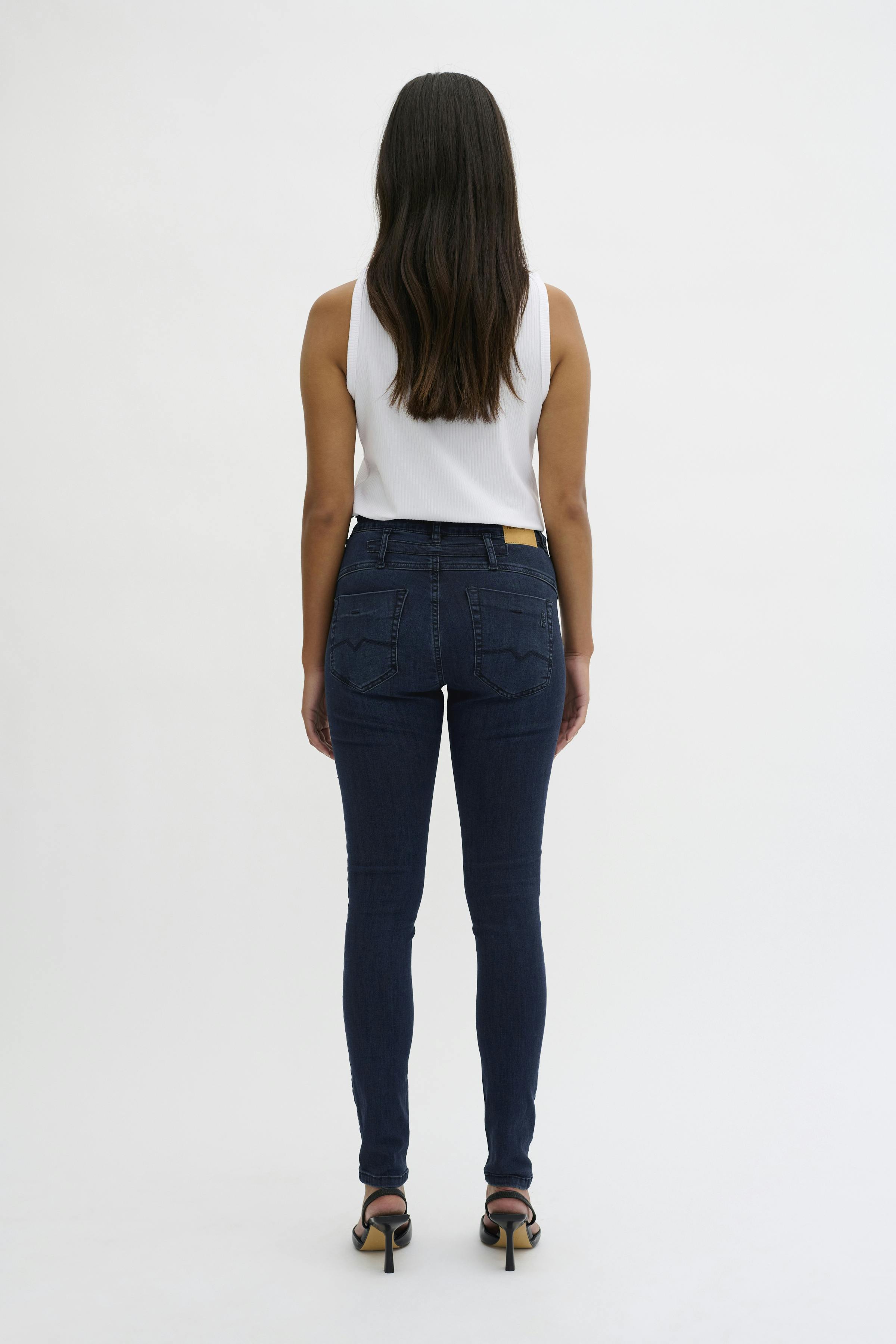 38 Jeans LOOKBOOK BACK 10703569-100061