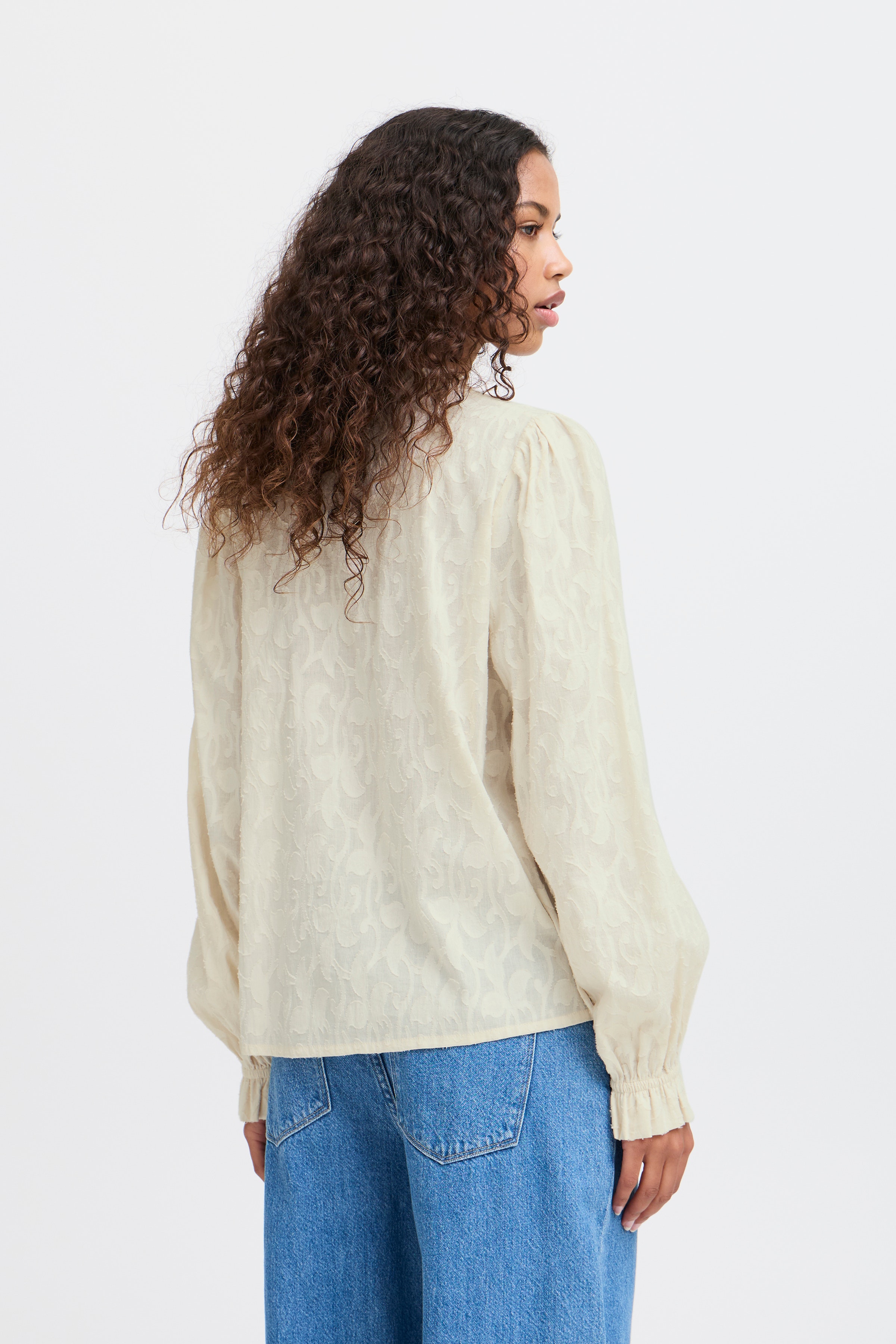 IHEONA Langermet bluse LOOKBOOK BACK 20122500-130905