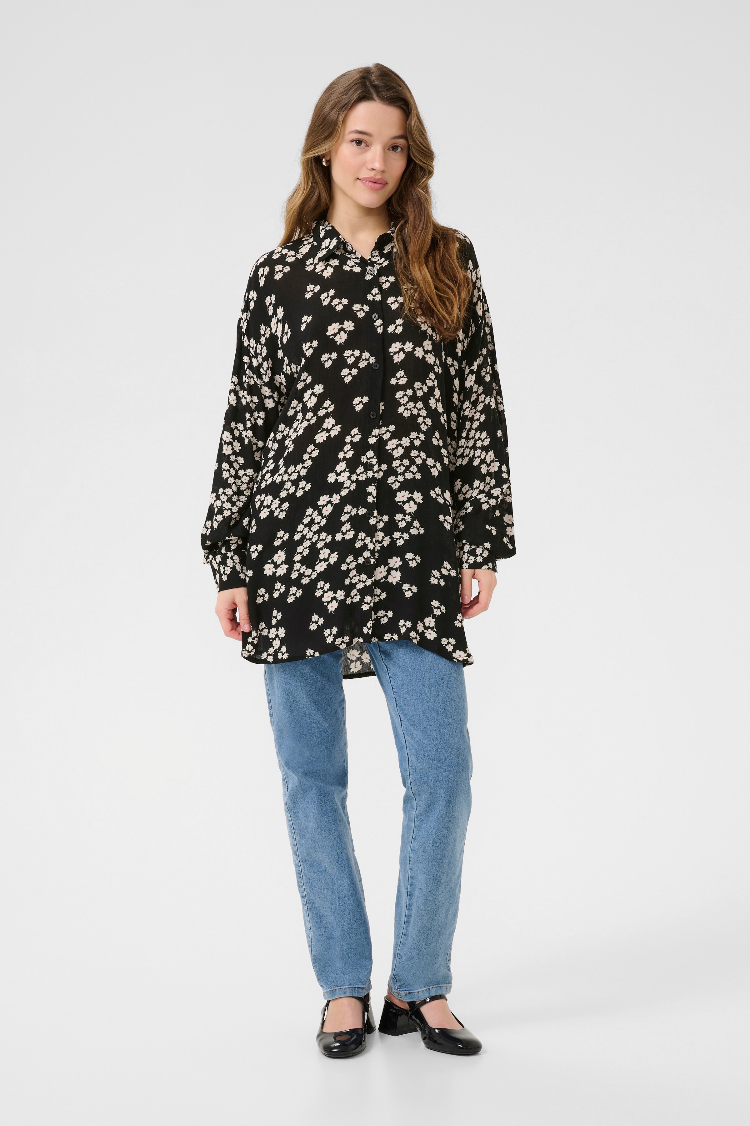 KAthora Skjorte LOOKBOOK FRONT 10510035-107561