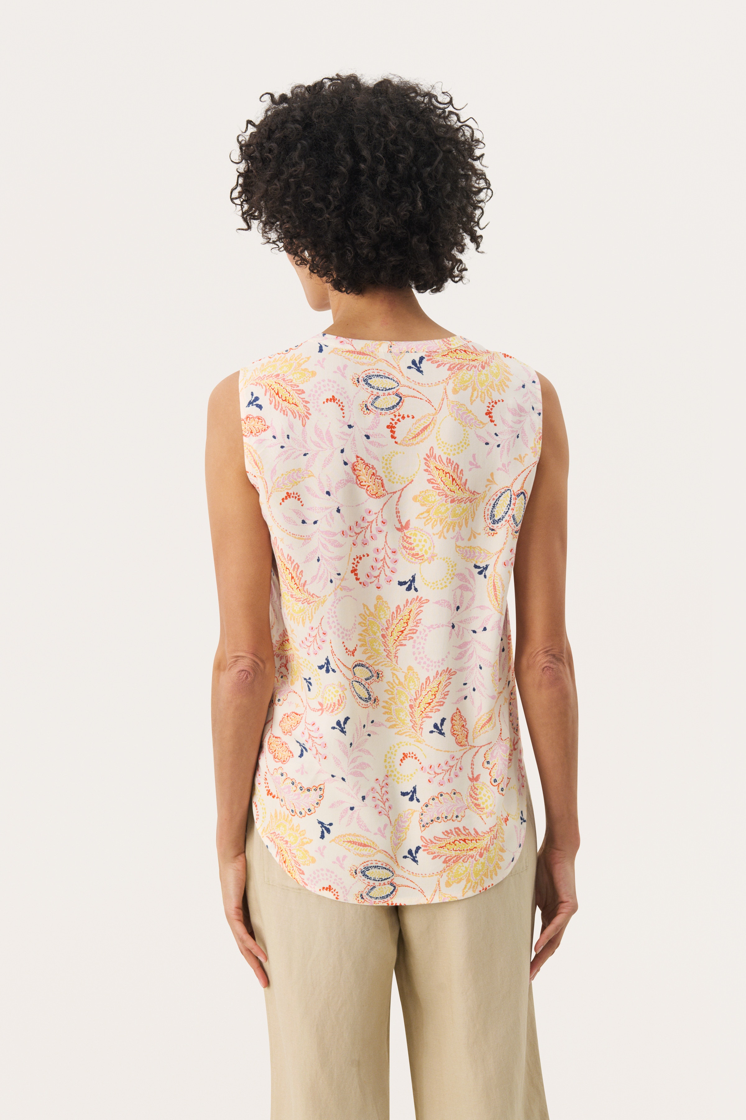 AndiaPW Blus LOOKBOOK BACK 30308317-303803