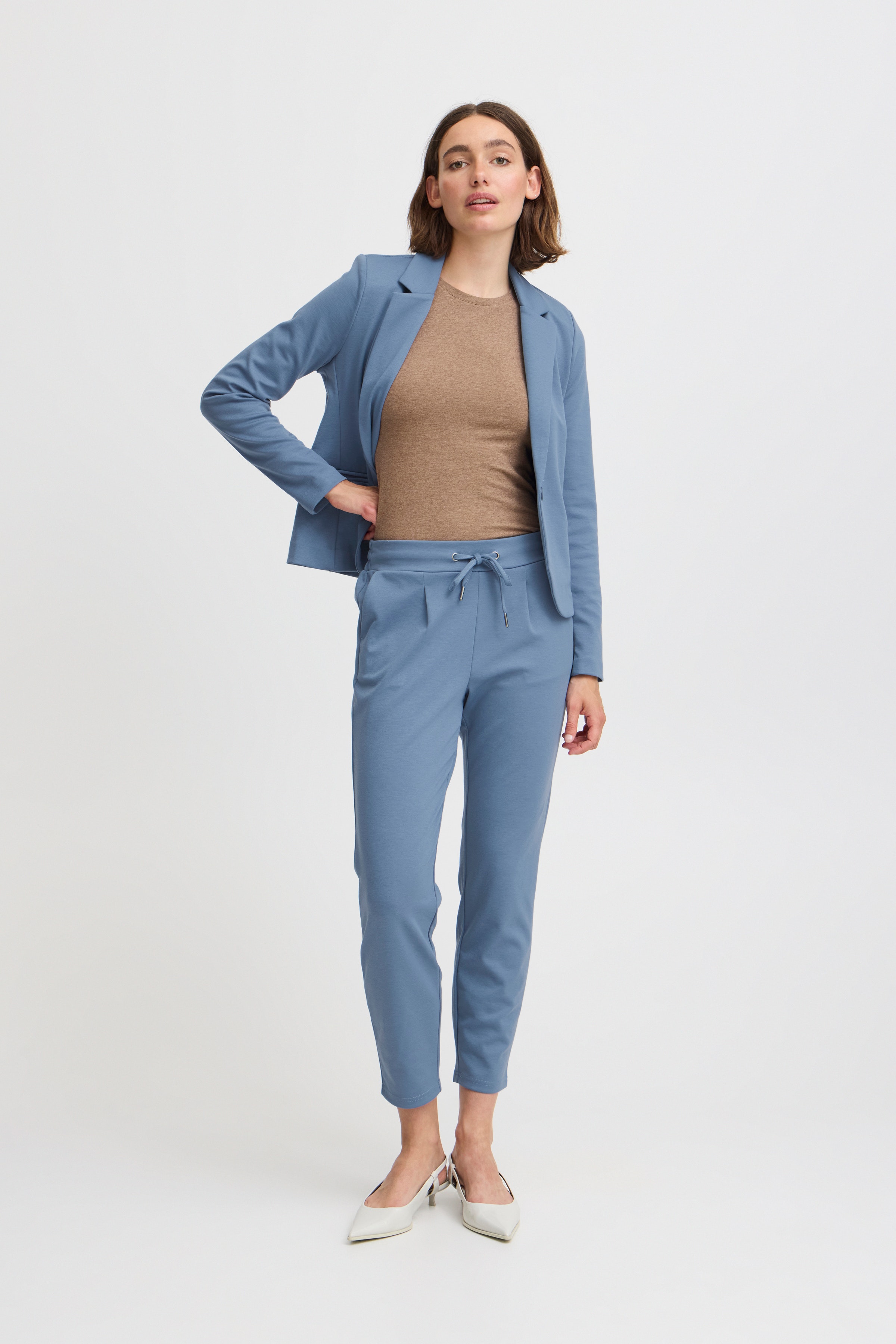 BYRizetta Trousers LOOKBOOK FRONT 20803903-183929