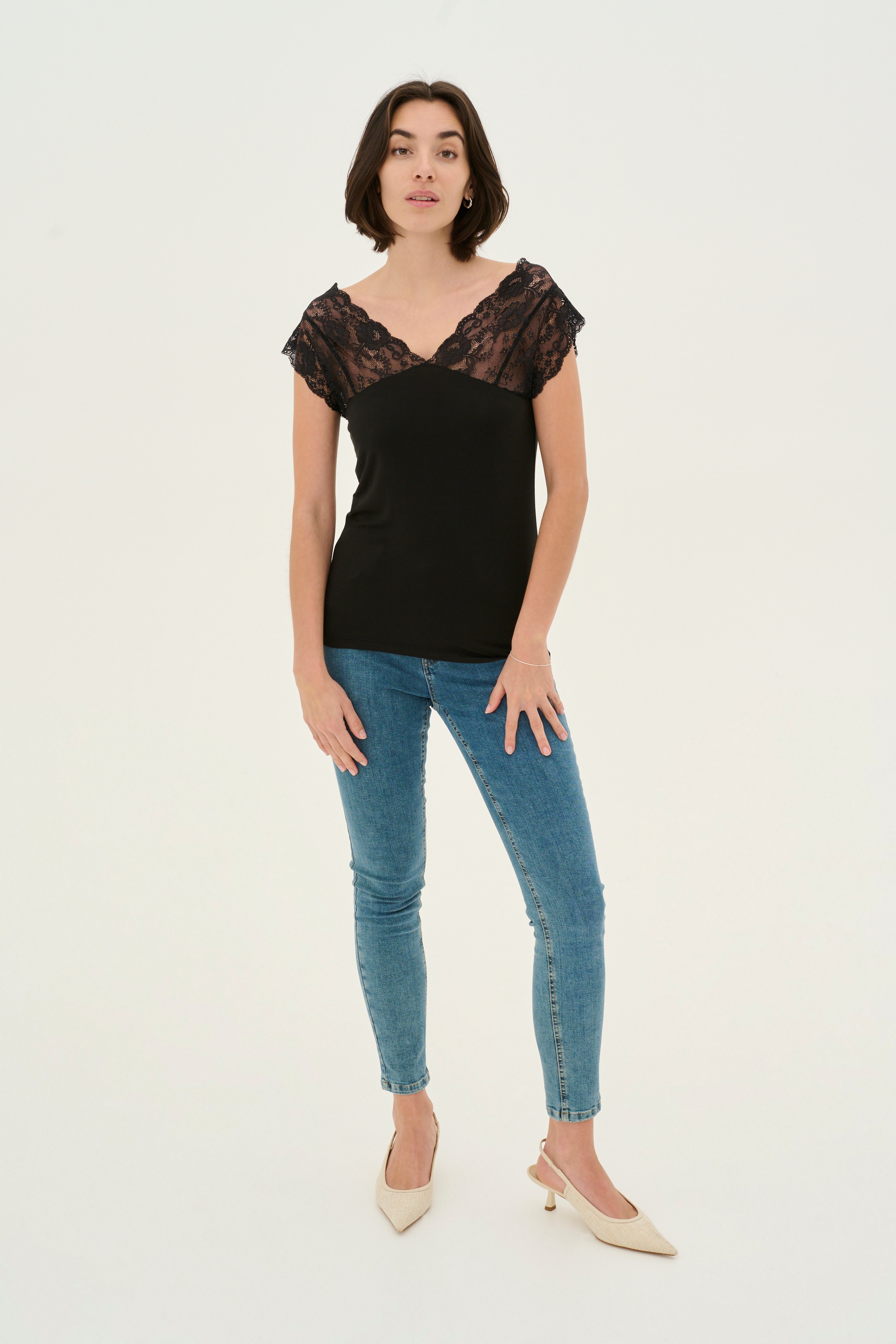 CUpoppy Bluse LOOKBOOK FRONT 50100306-5100199
