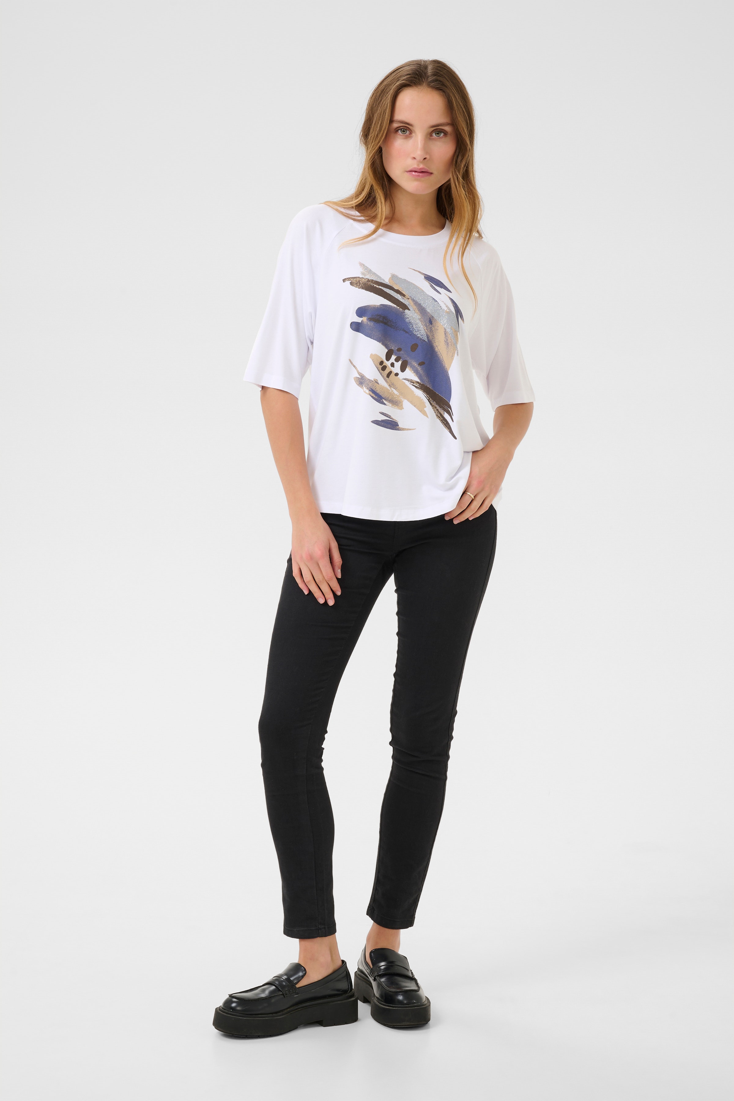 BPlonny T-shirt LOOKBOOK FRONT 10590831-110601B