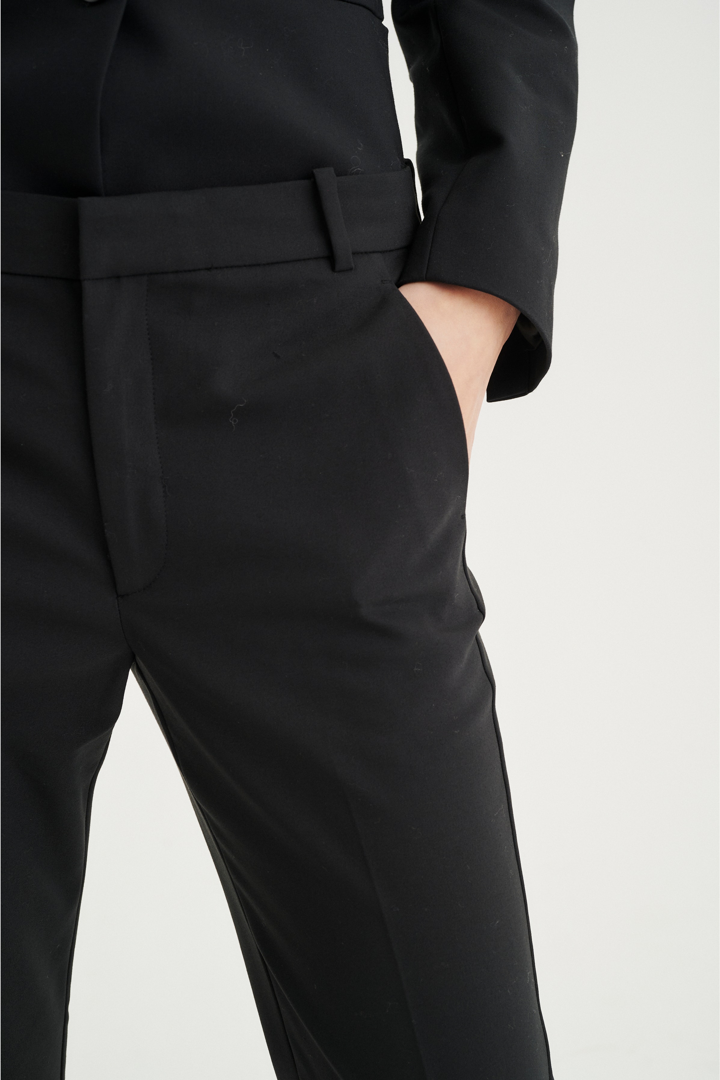 ZellaIW Broek LOOKBOOK DETAIL 30104595-10050