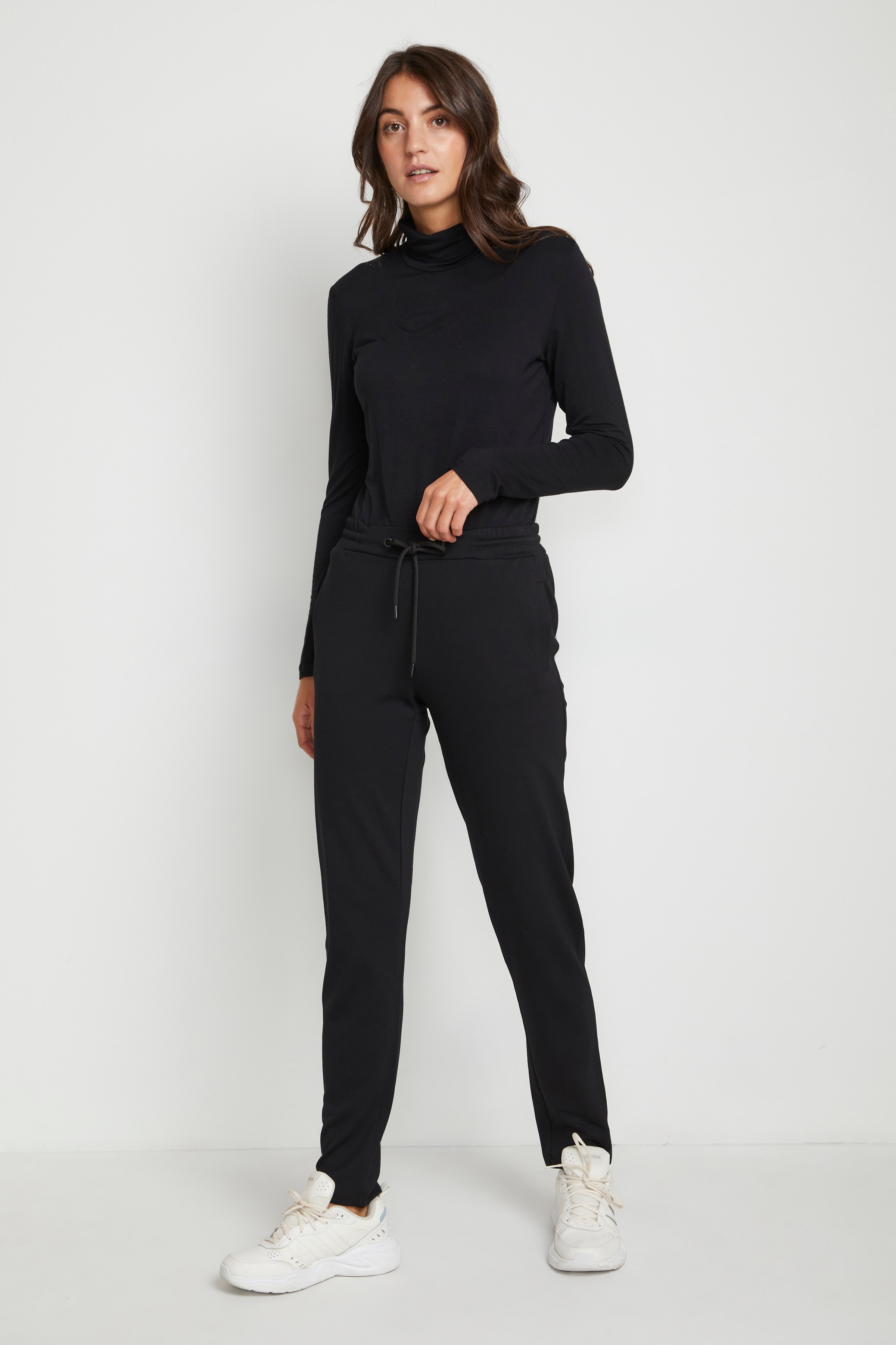 Pants Suiting LOOKBOOK FRONT 10590213-100121