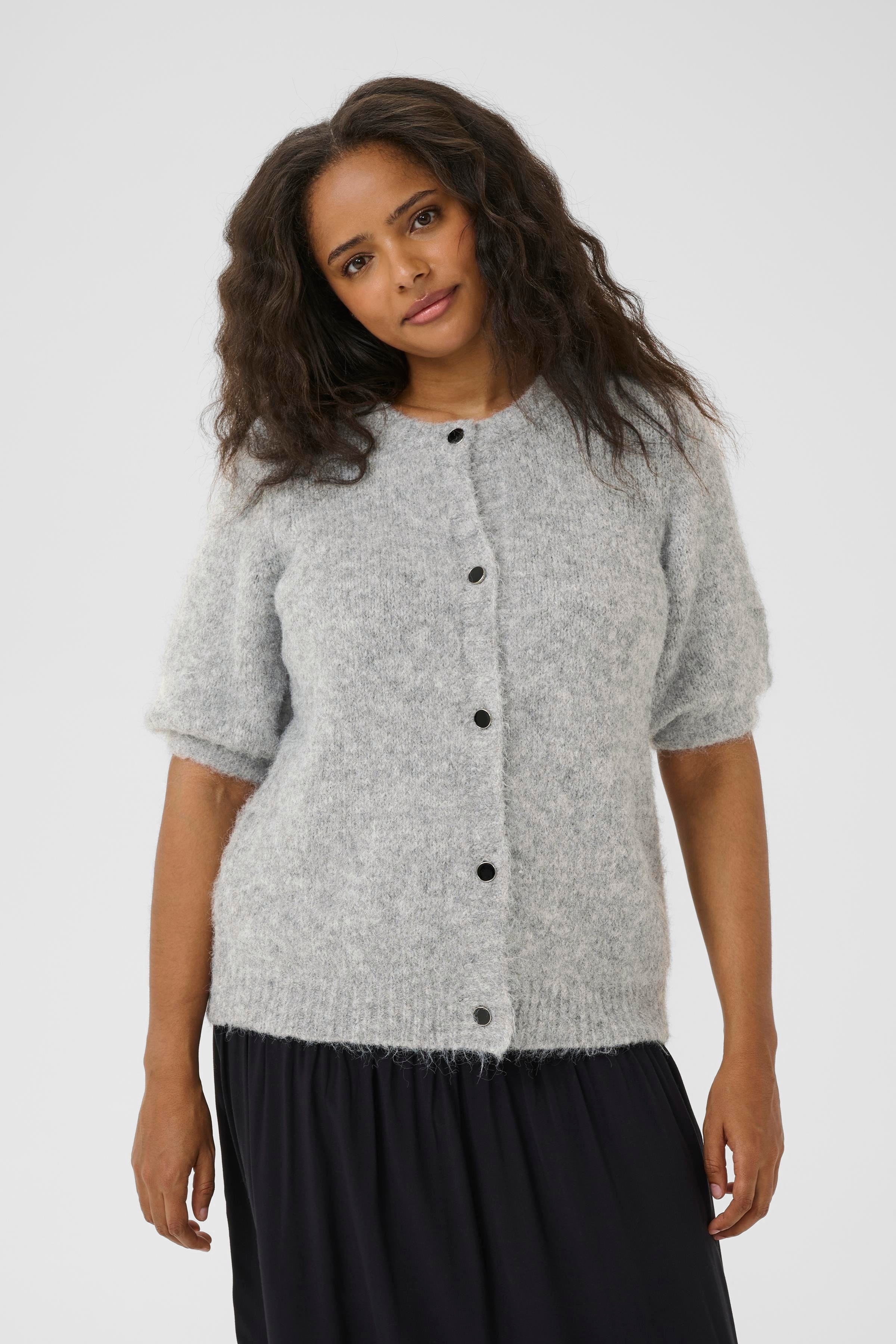 KCemilia Cardigan LOOKBOOK FRONT 10583437-100123