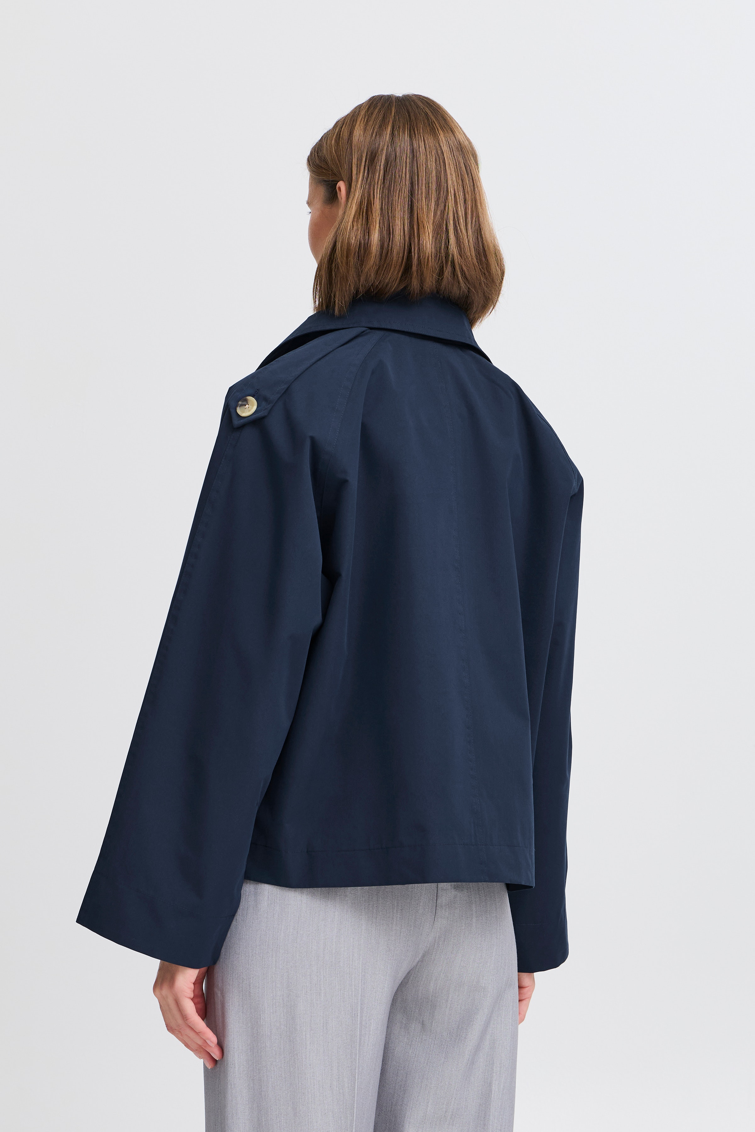 BYCALEA Outerwear LOOKBOOK BACK 20816077-194020