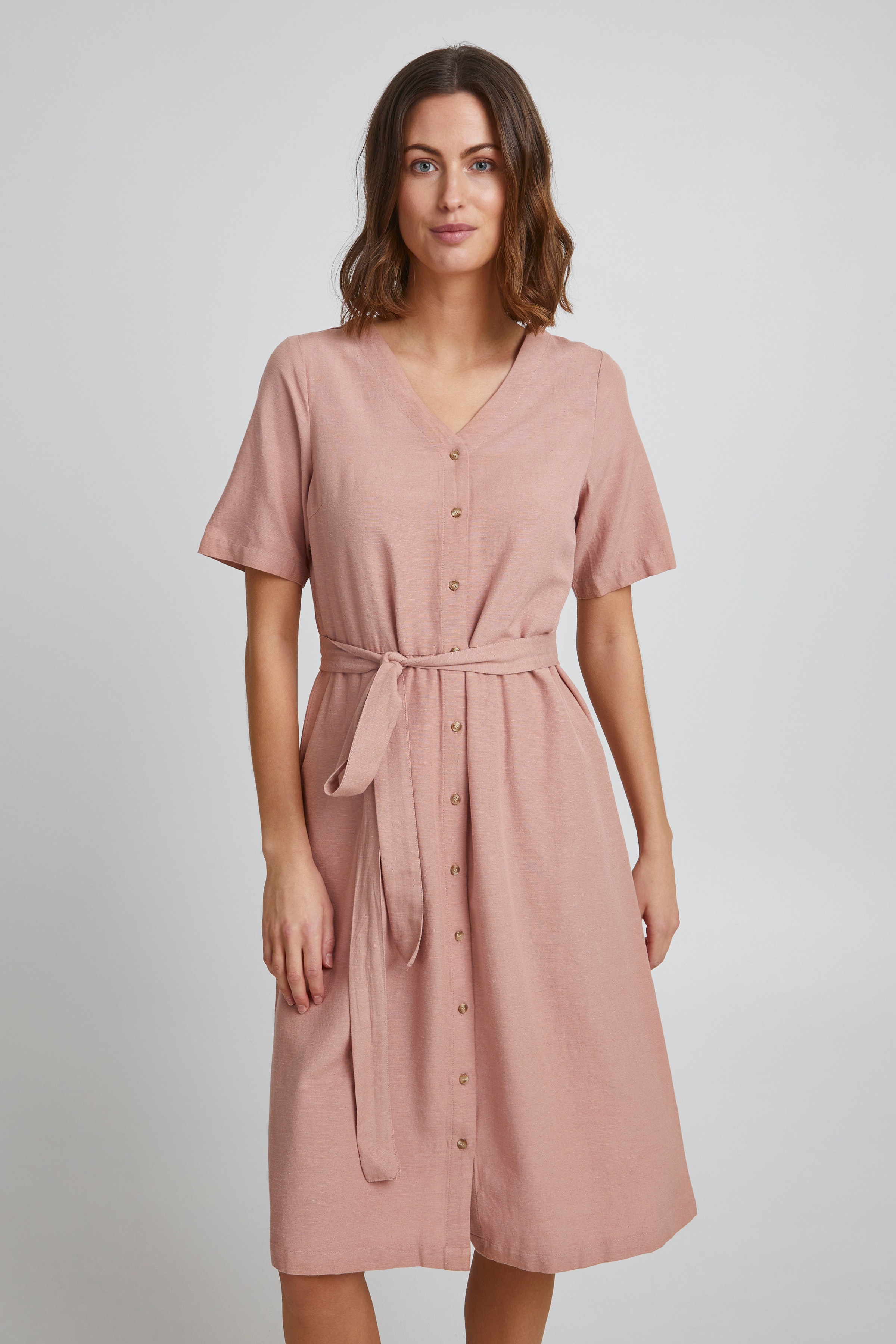 Kleid LOOKBOOK FRONT 20610399-151512
