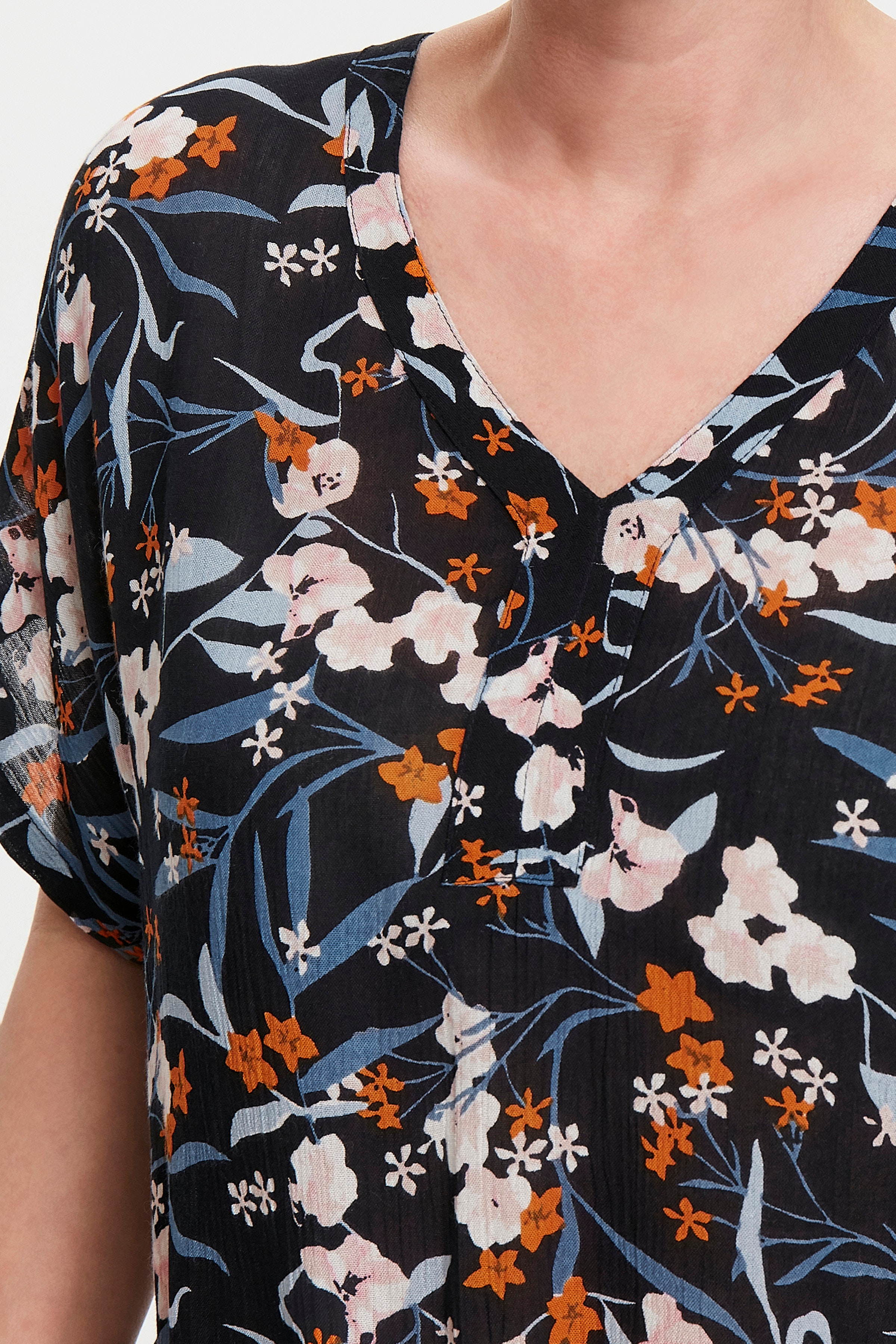 Kurzarm-Bluse LOOKBOOK DETAIL 10503177-52737