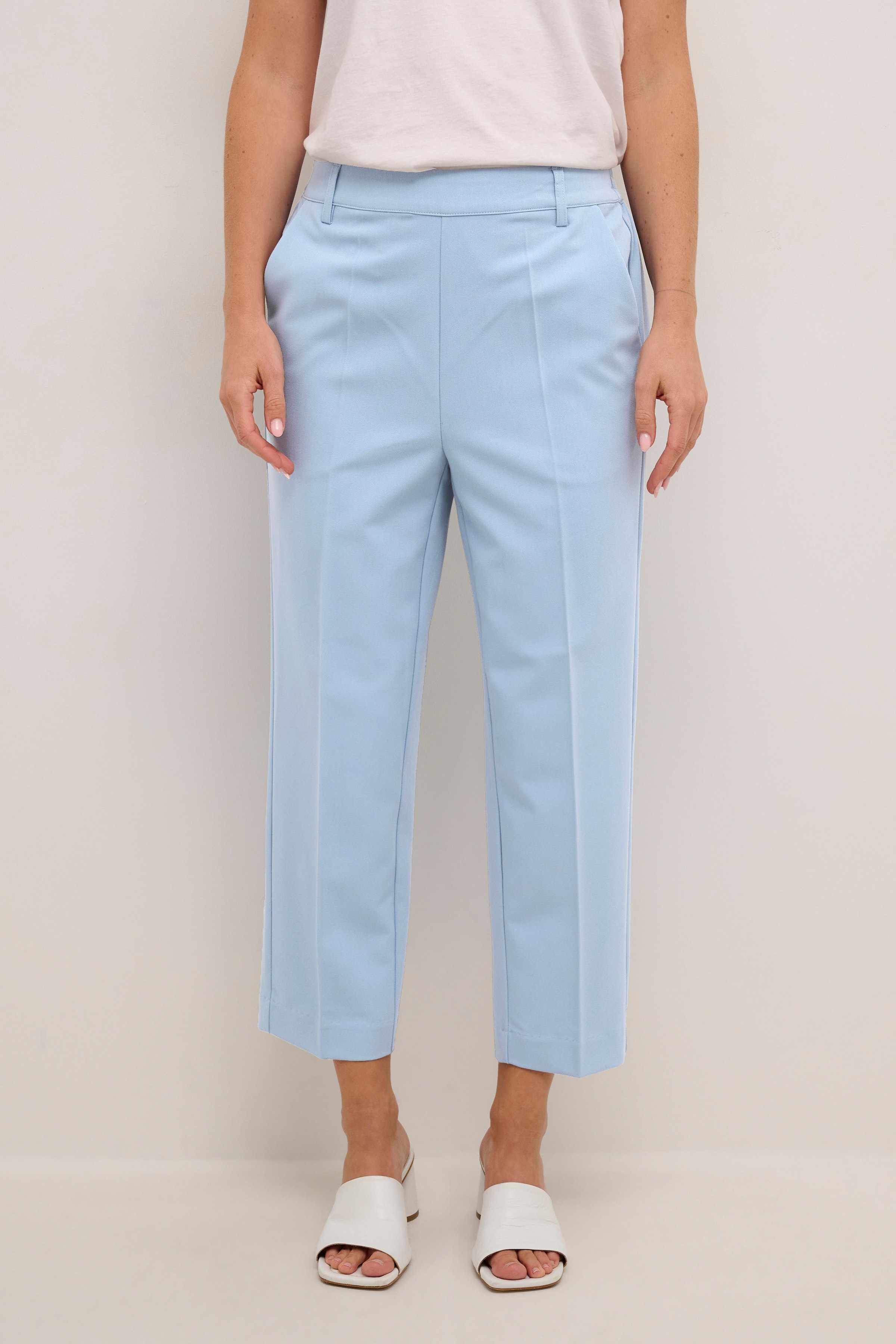 KAsakura Trousers LOOKBOOK FRONT 10506127-174021