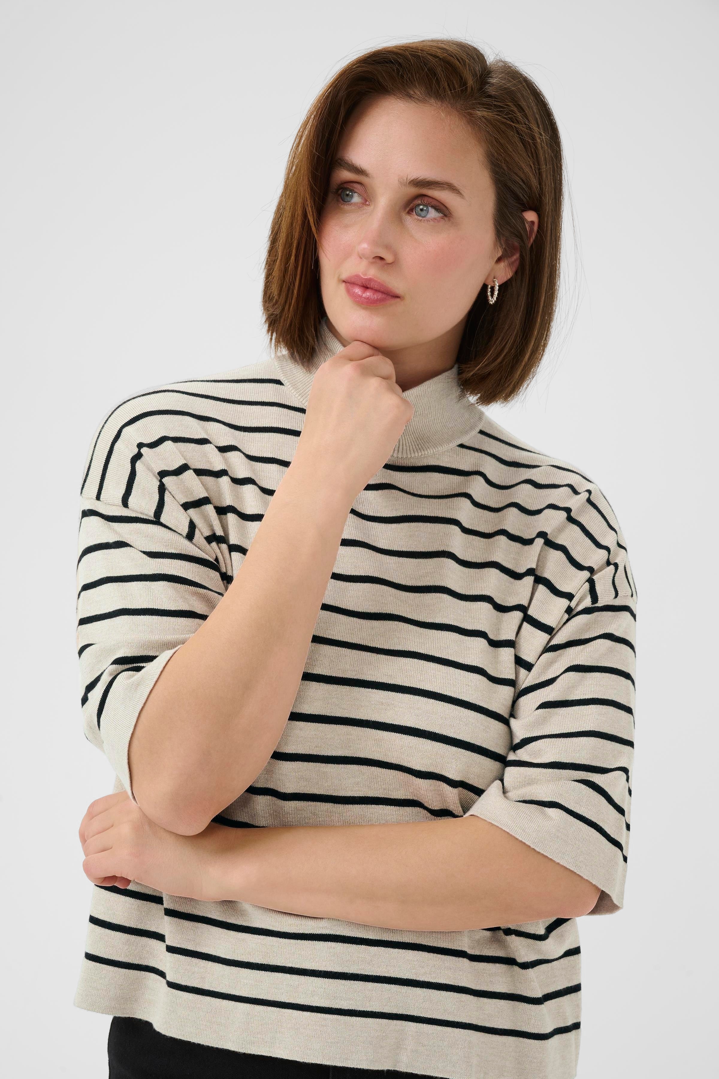 KAlizza Pullover LOOKBOOK DETAIL 10510331-107929