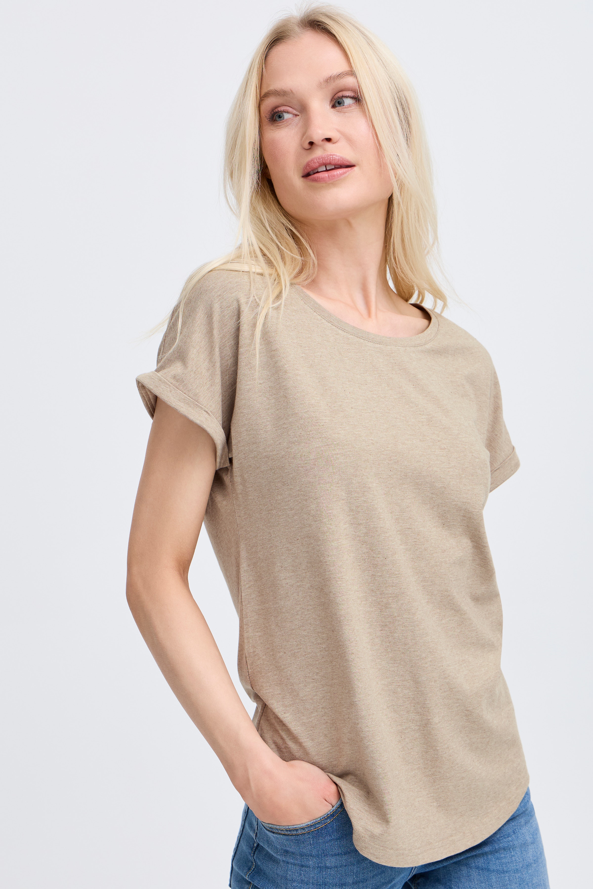 PAMILA T-shirt LOOKBOOK DETAIL 20804205-1711091