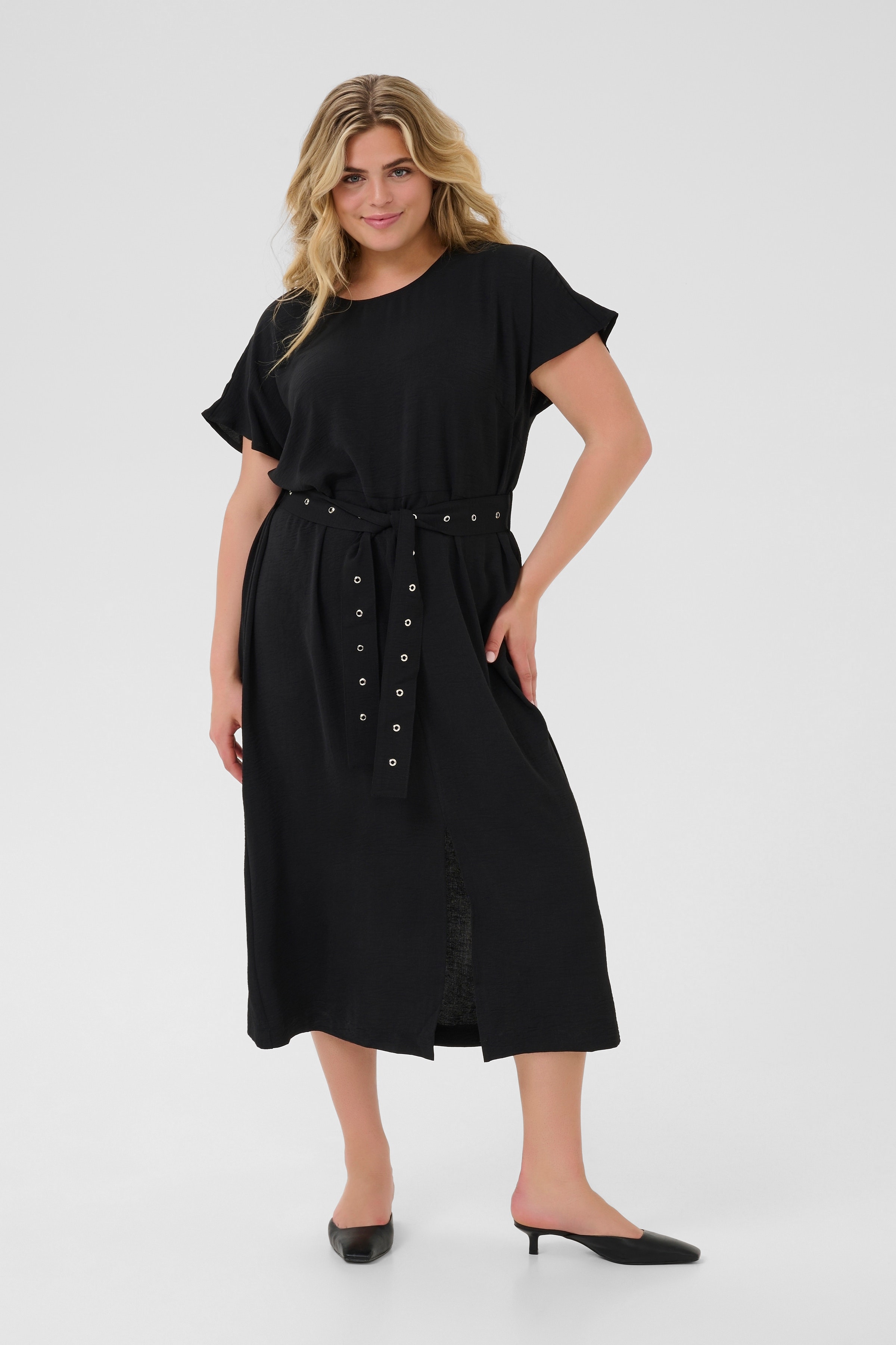 KCtenna Kleid LOOKBOOK FRONT 10583434-100121