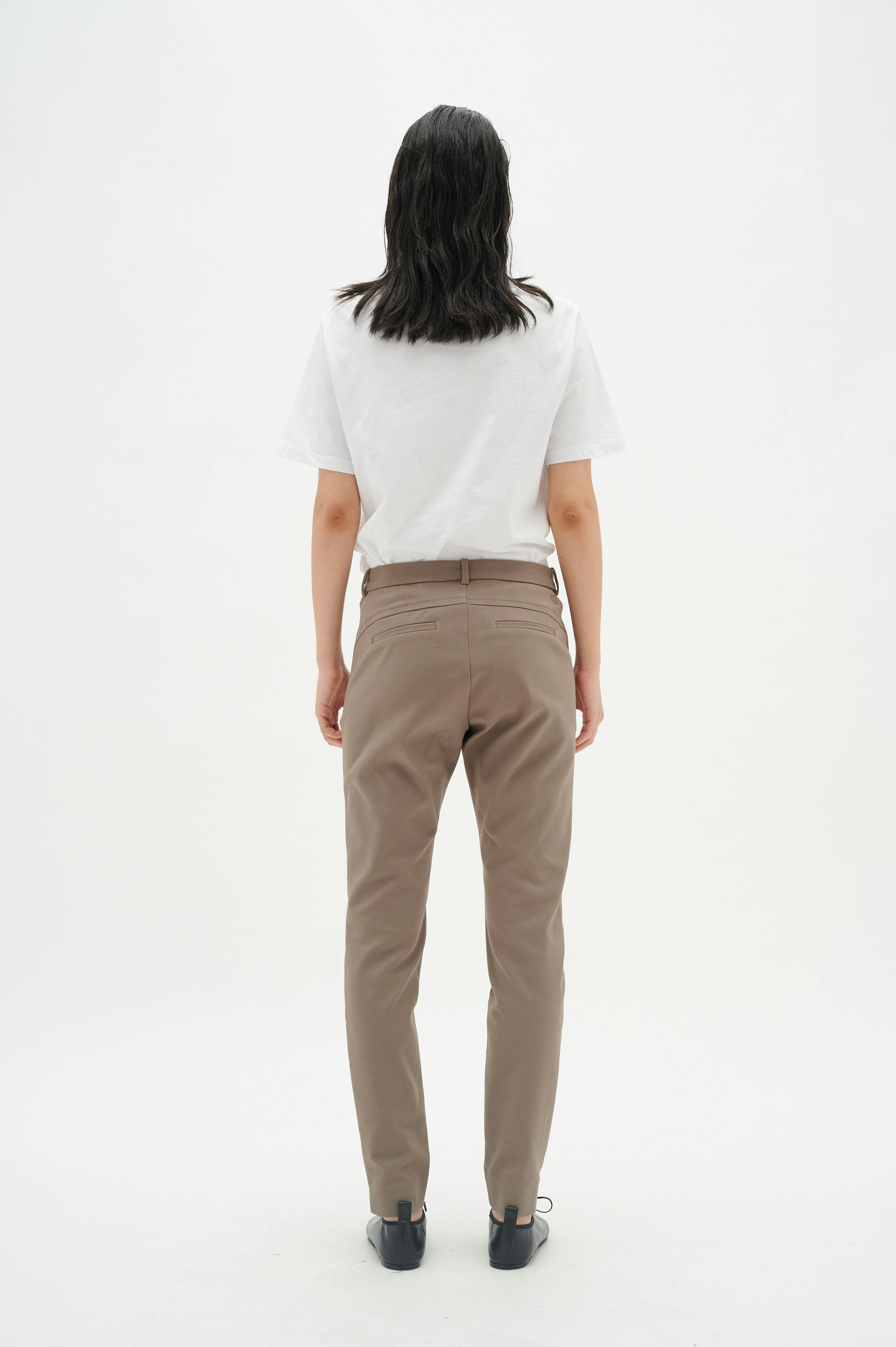 VanessaIW Trousers LOOKBOOK FRONT 30107443-181304