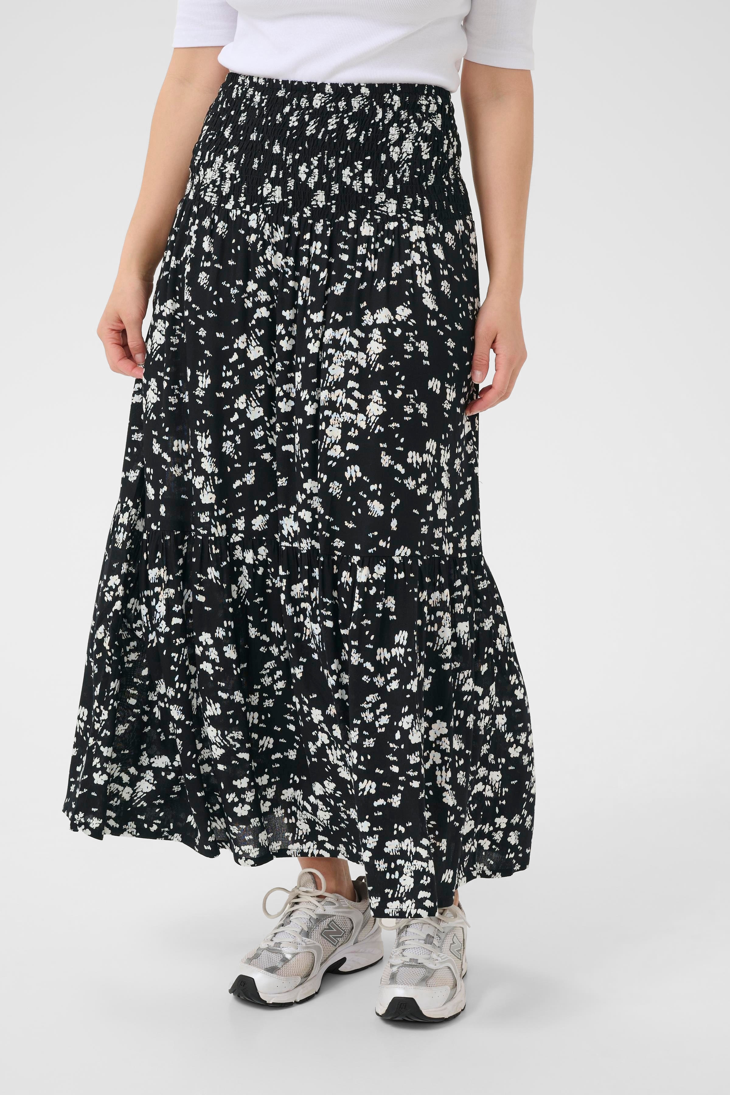 KAbeathe Skjørt LOOKBOOK FRONT 10510316-107908