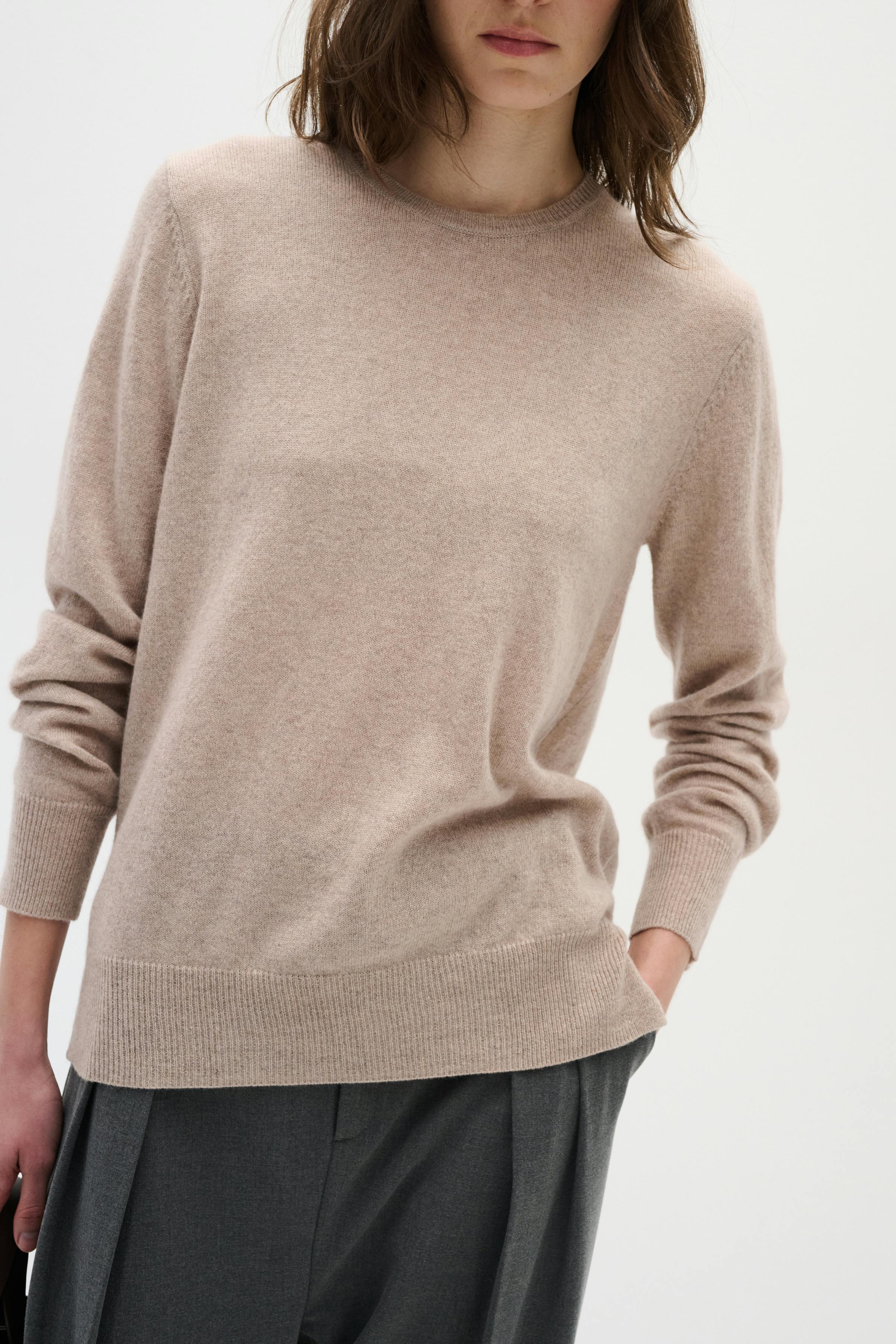 LukkaIW Crew-neck Cashmere Pullover LOOKBOOK DETAIL 30107629-10110