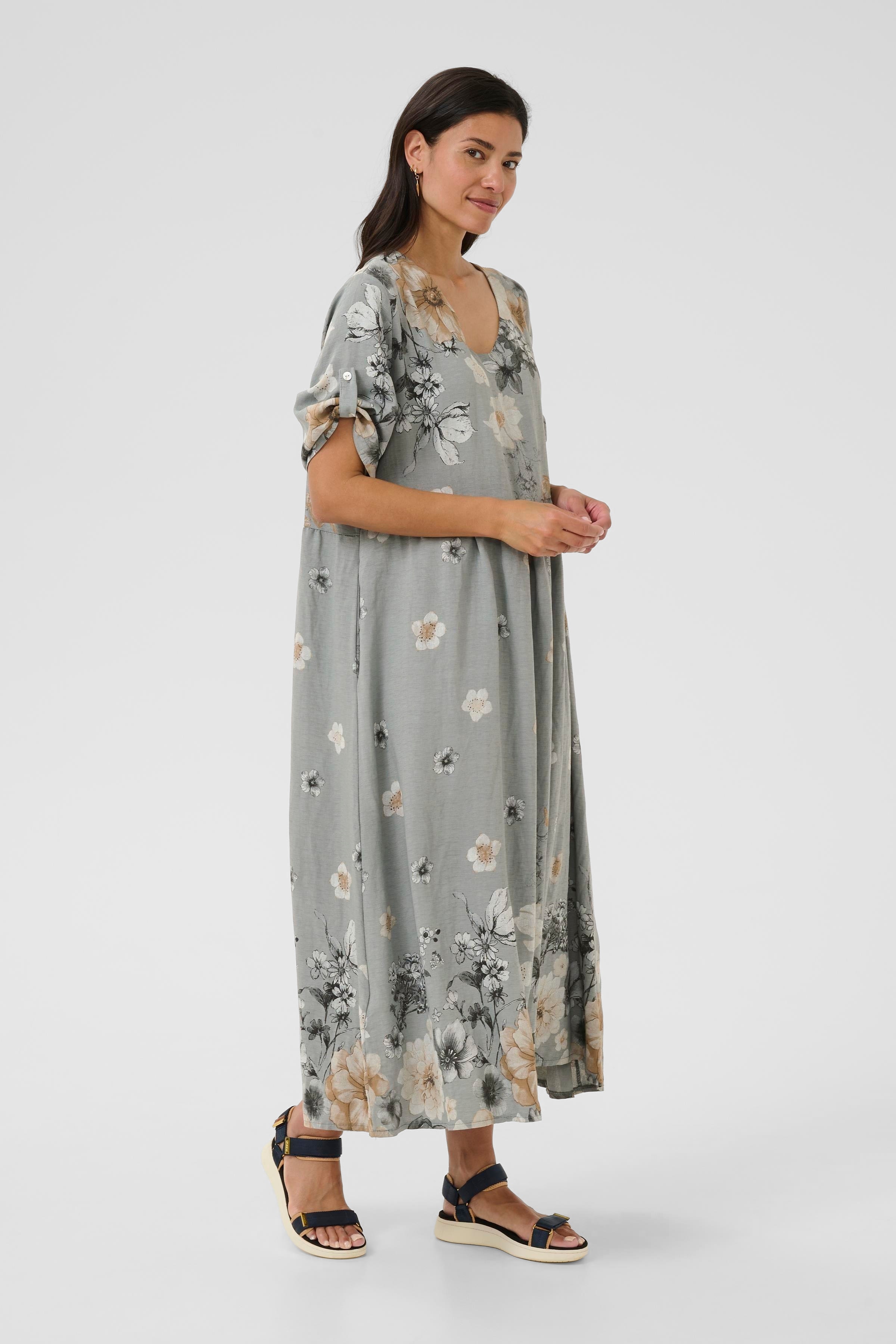 BPkija Kjole LOOKBOOK FRONT 40103554-400027
