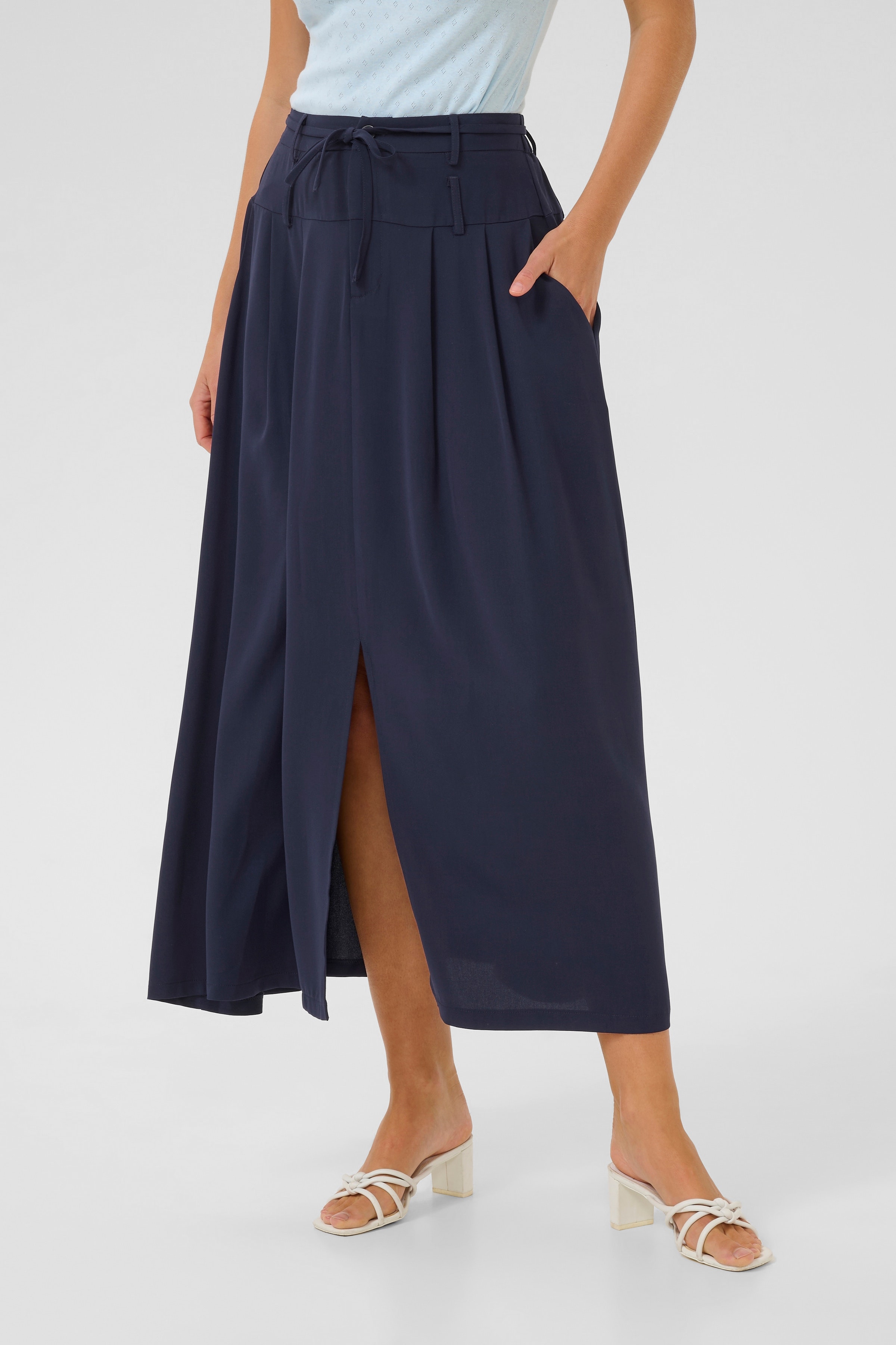 KAillis Skjørt LOOKBOOK FRONT 10509886-194020