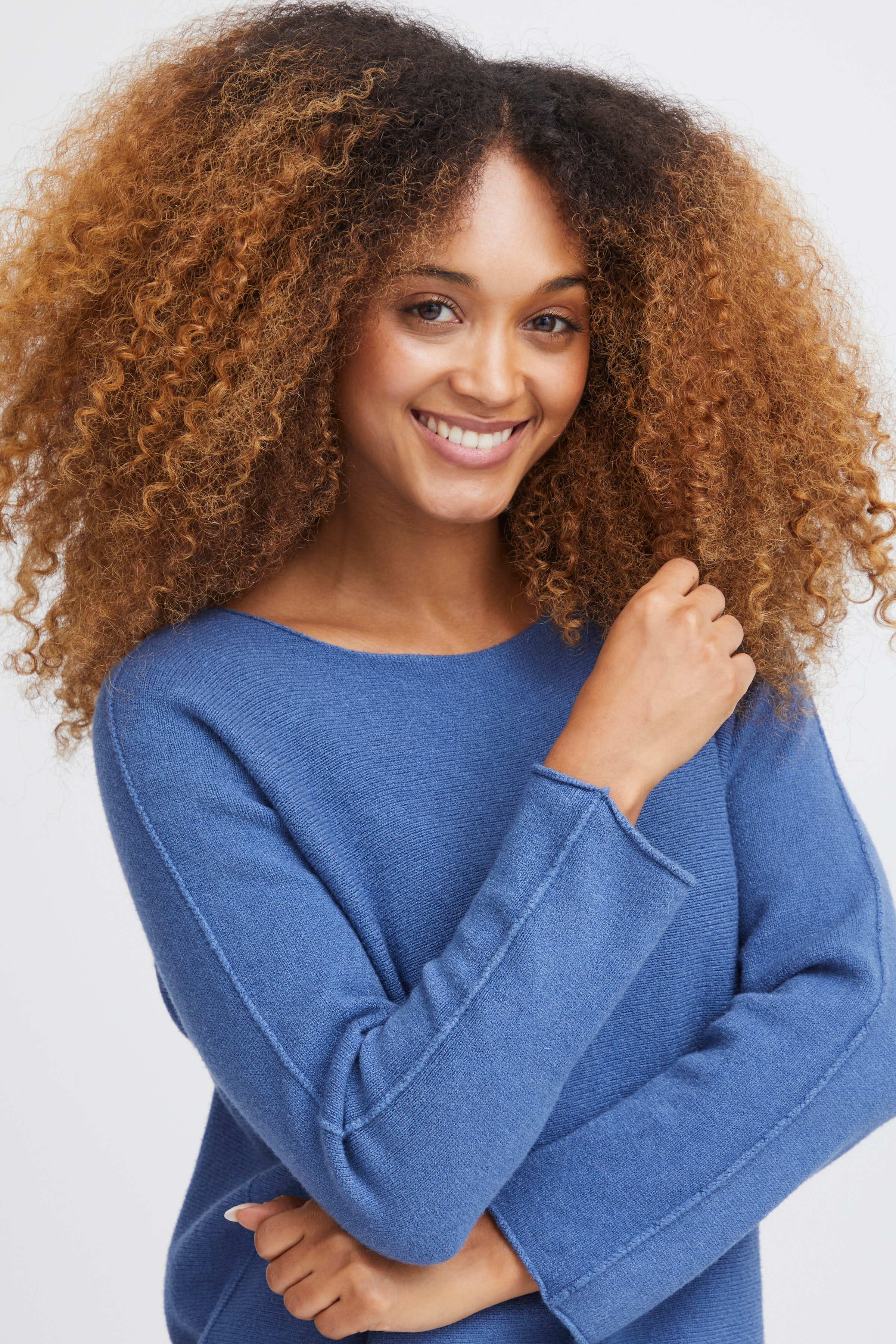 SBINNOVA Pullover LOOKBOOK DETAIL 22100452-173912