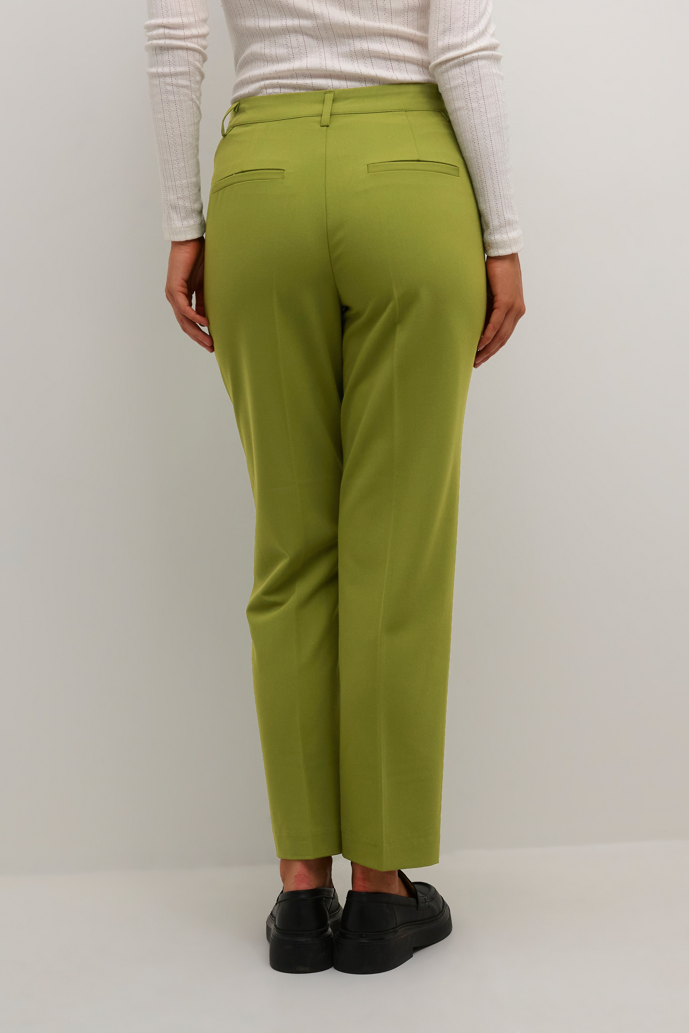 KAsakura Trousers LOOKBOOK BACK 10507770-180435