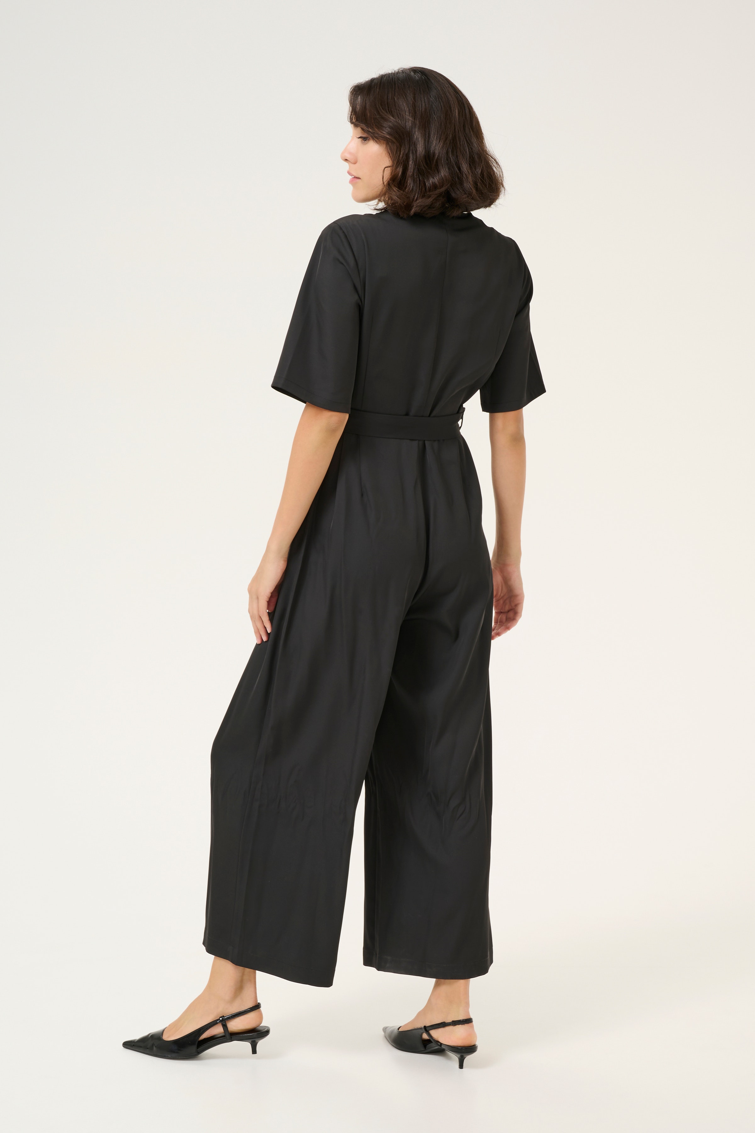 KAjiana Jumpsuit LOOKBOOK BACK 10509659-100121