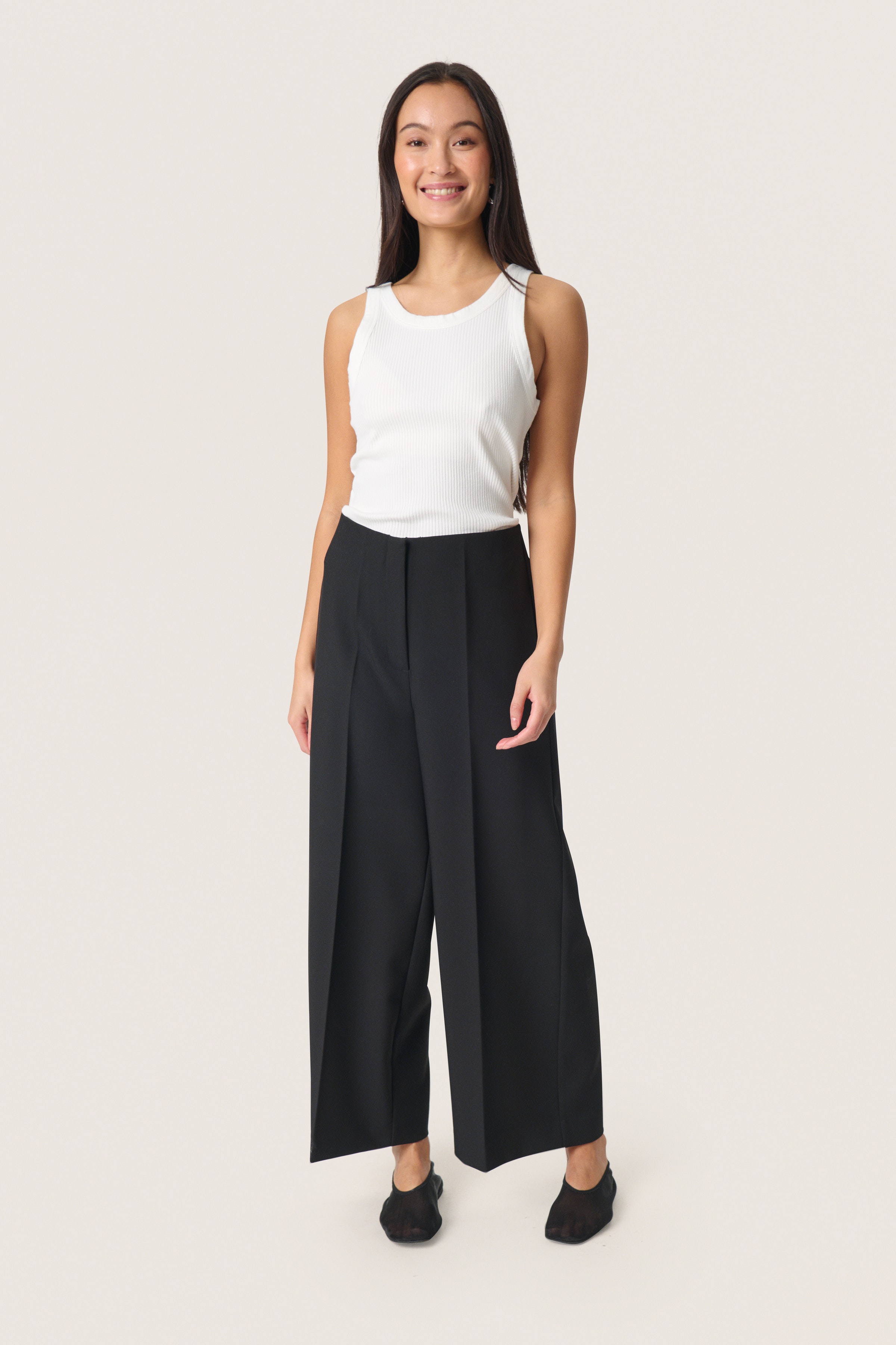 SLCorinne Bukser LOOKBOOK FRONT 30407013-194008