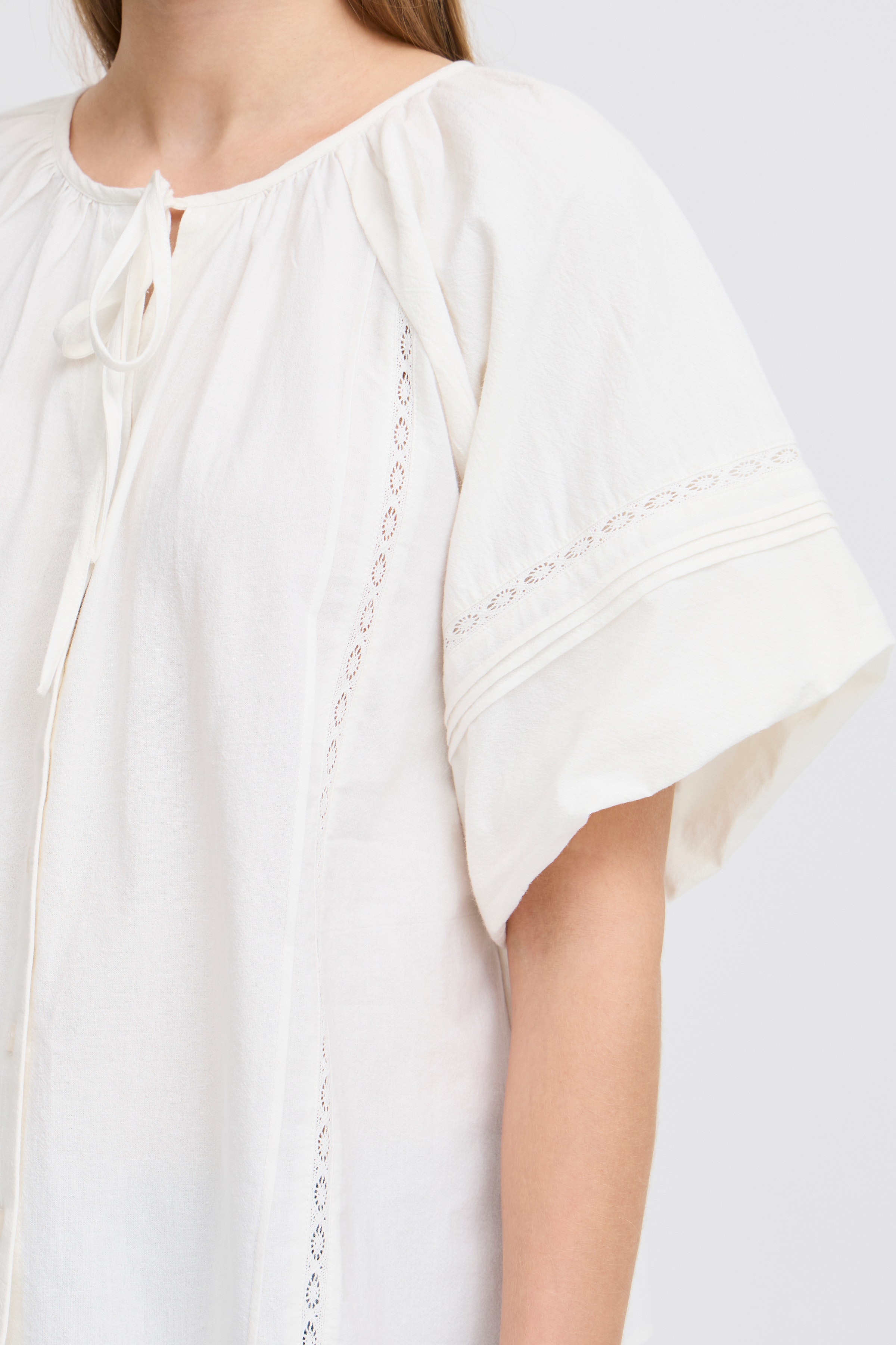 Skjorte med korte ermer LOOKBOOK DETAIL 20122852-114201