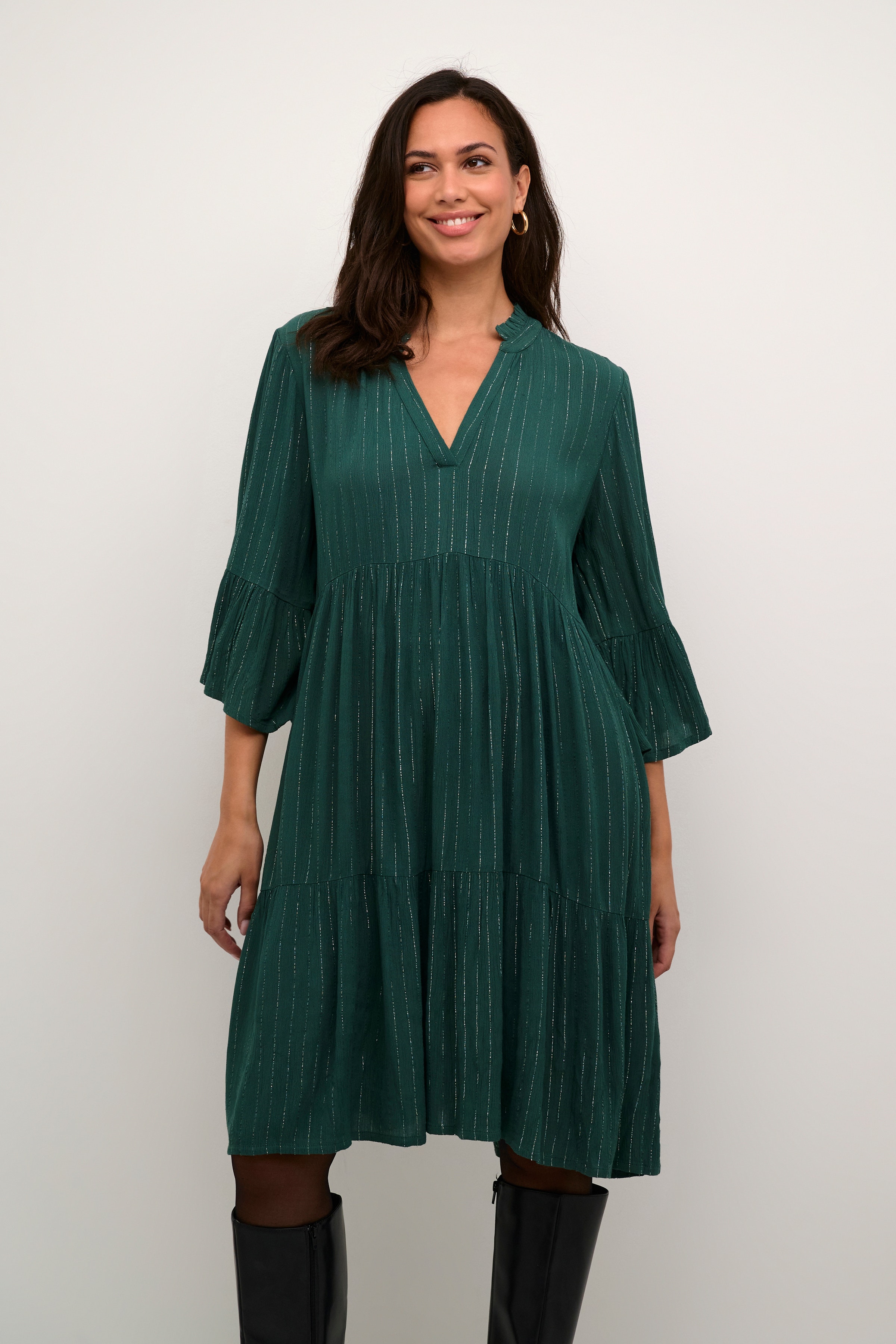KAliv Glimmerkjole LOOKBOOK FRONT 10552164-185913