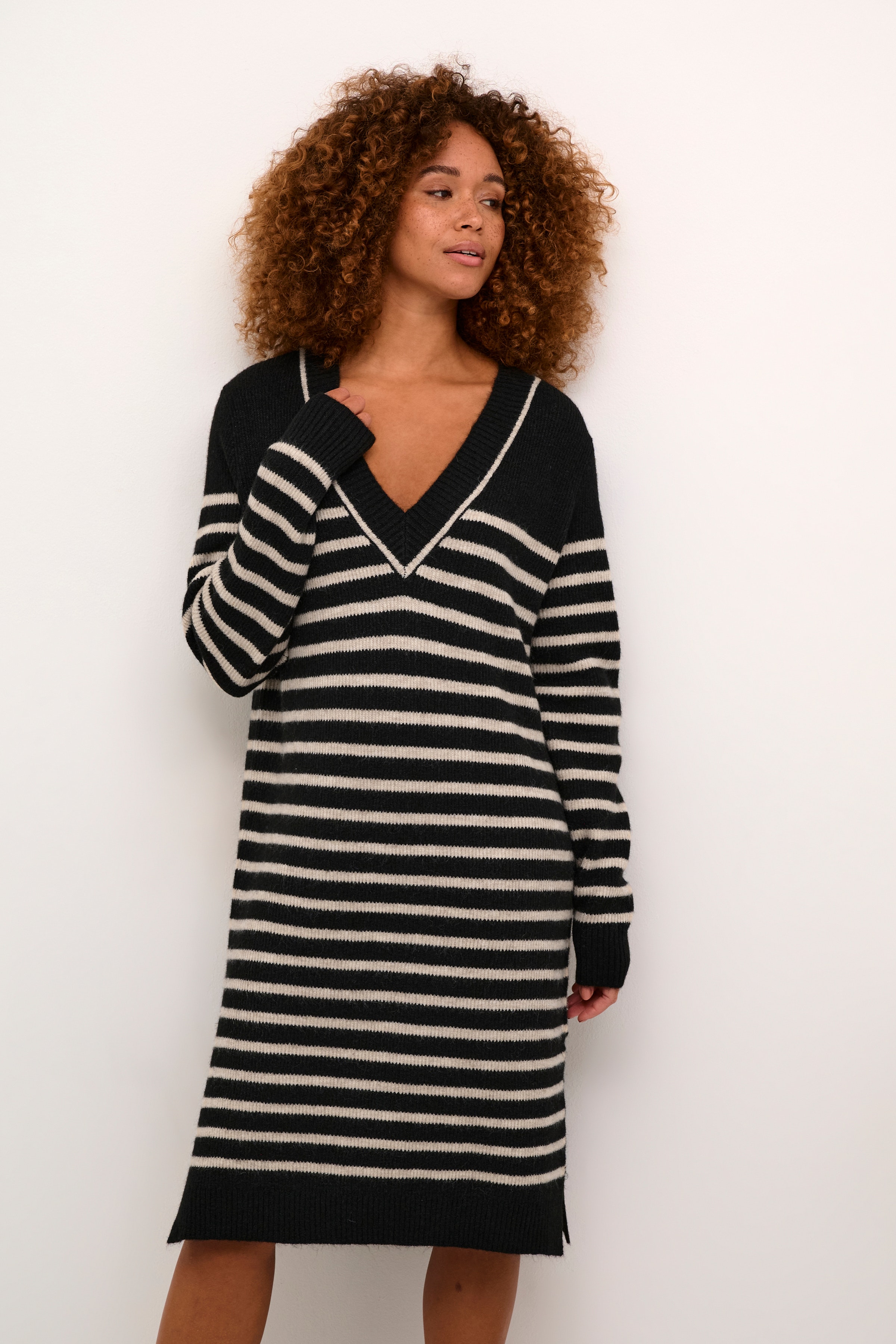 KAjuno Kjole LOOKBOOK FRONT 10509380-106928