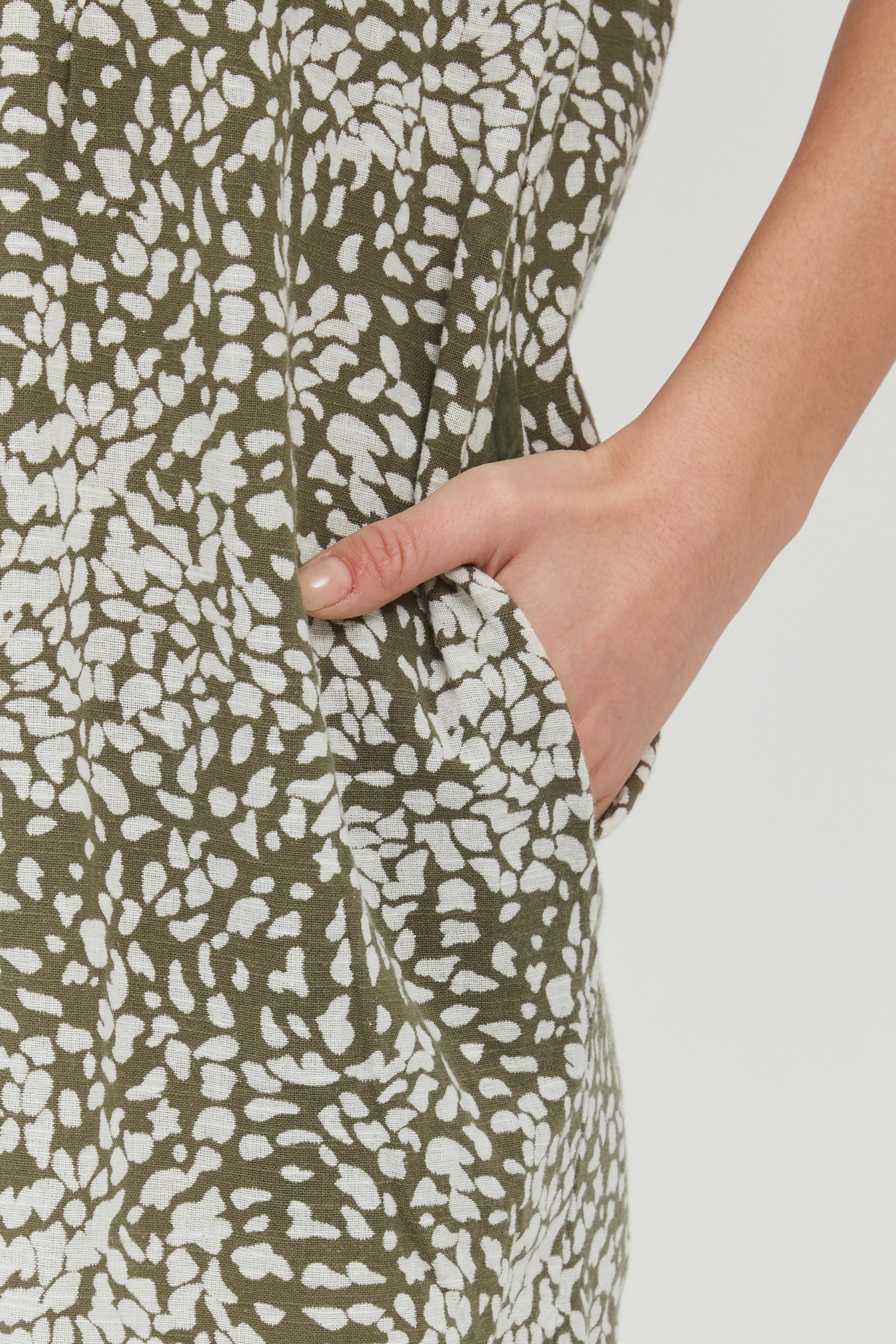 Dress LOOKBOOK DETAIL 20609331-200116