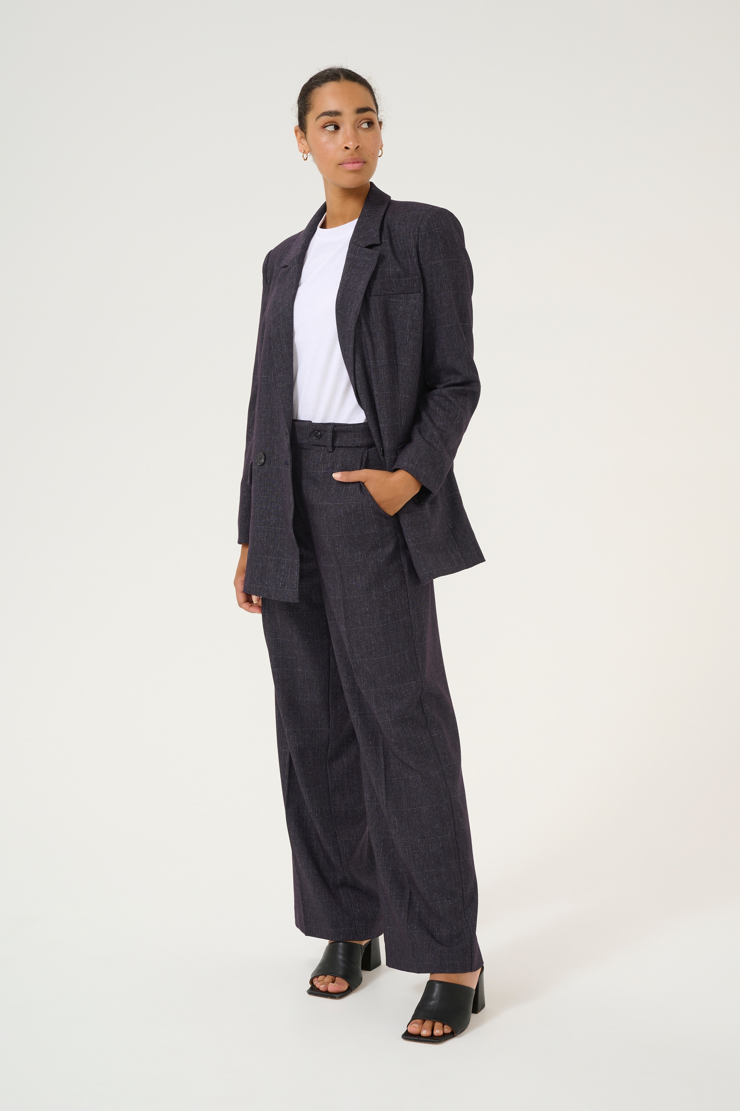 KApernilla Bukser LOOKBOOK FRONT 10509417-106807