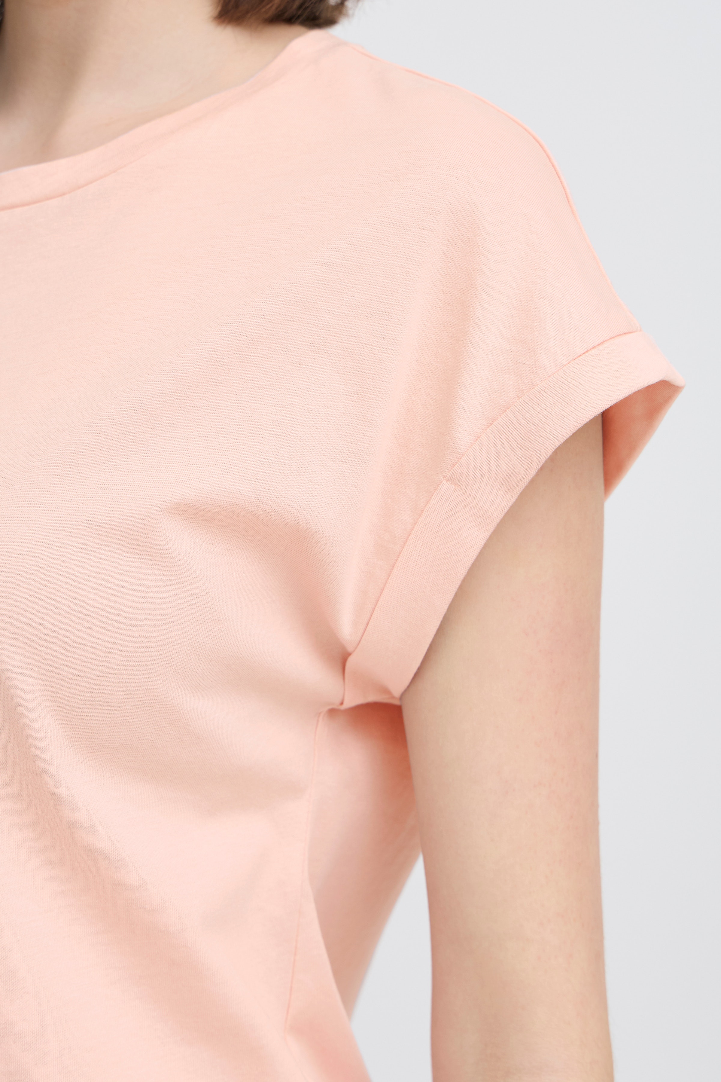 FREDENA T-shirt LOOKBOOK DETAIL 20615462-204325