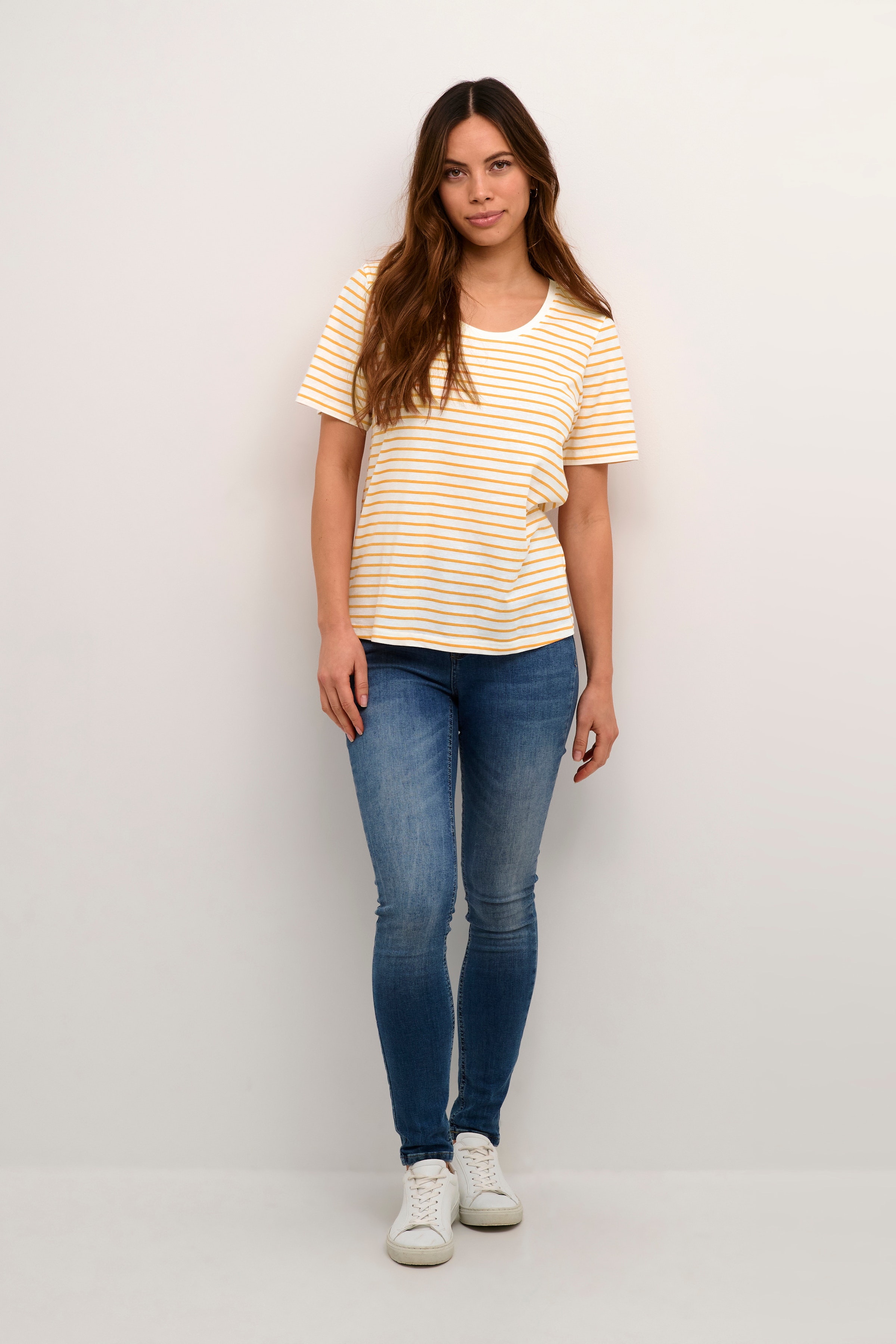 CUdeia T-shirt LOOKBOOK FRONT 50110647-106449