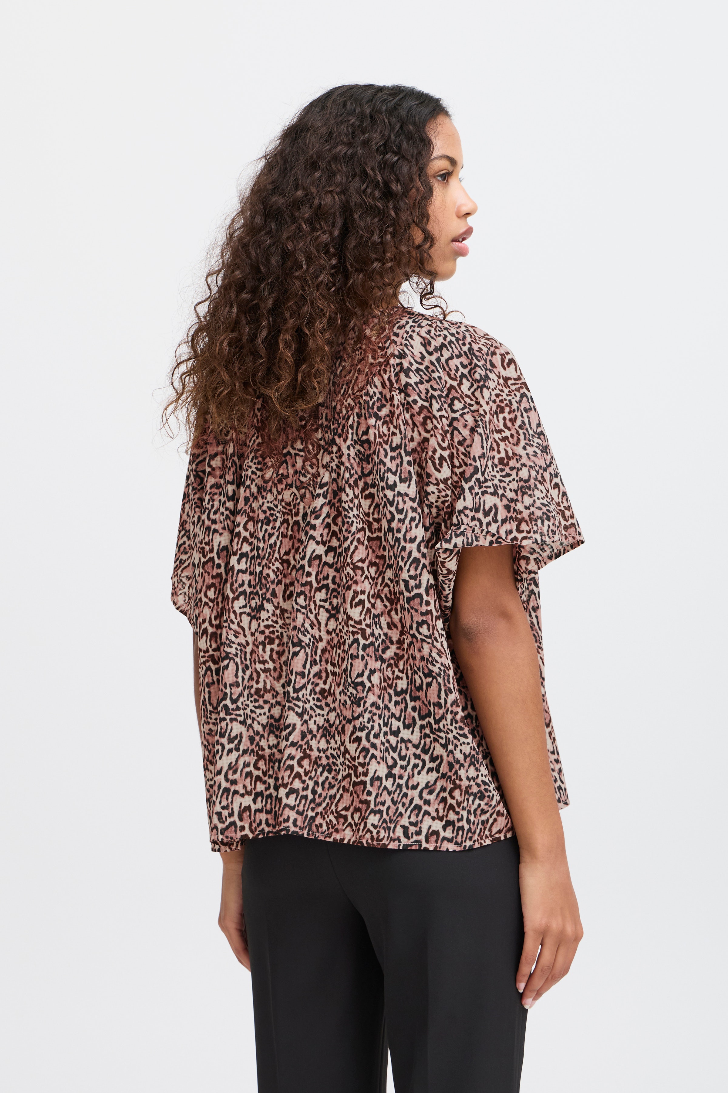 IHSAFARY Kortermet bluse LOOKBOOK BACK 20122346-203979