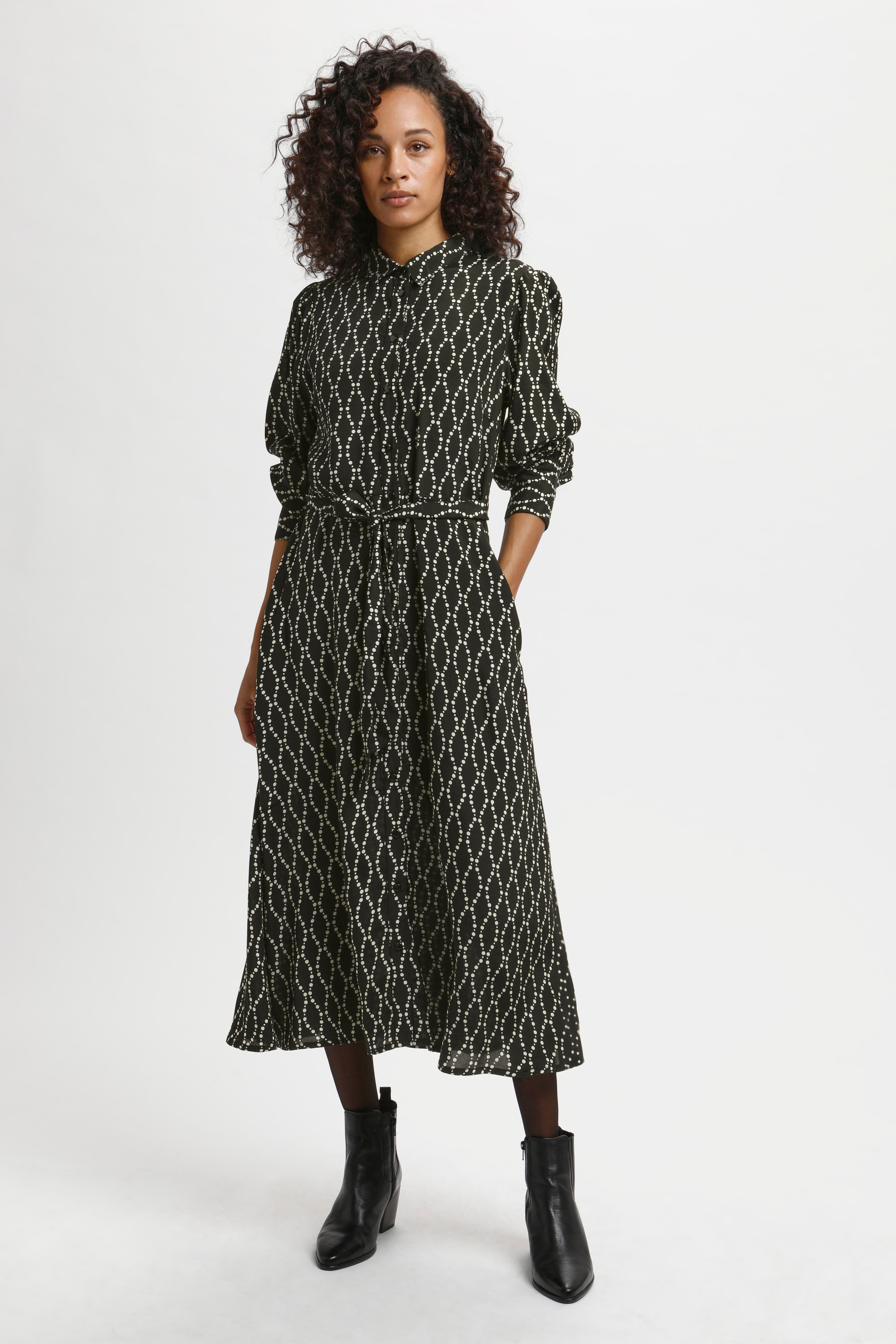 KAolan Kjole LOOKBOOK FRONT 10505817-101715