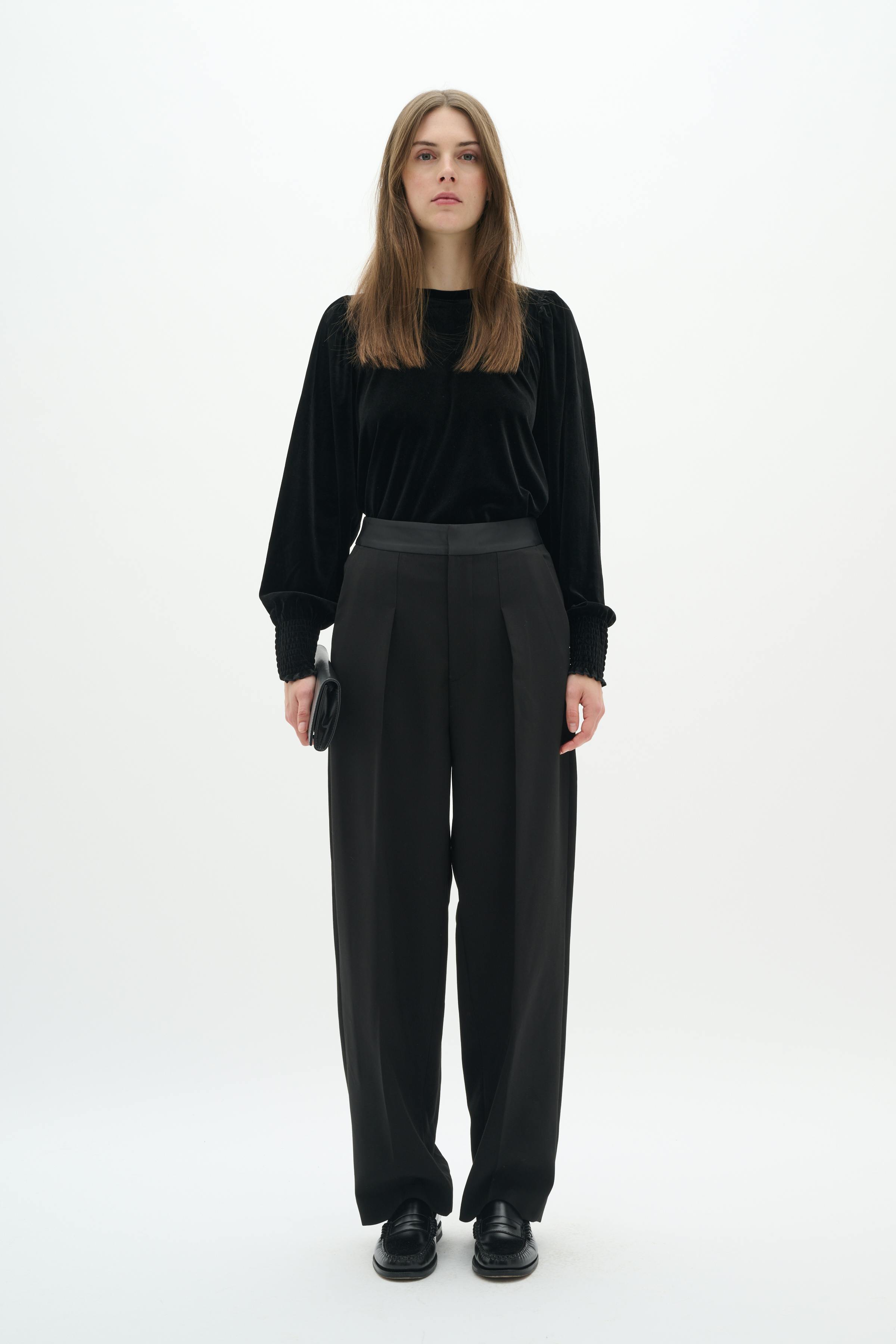 YaelIW Trousers LOOKBOOK FRONT 30109822-194008