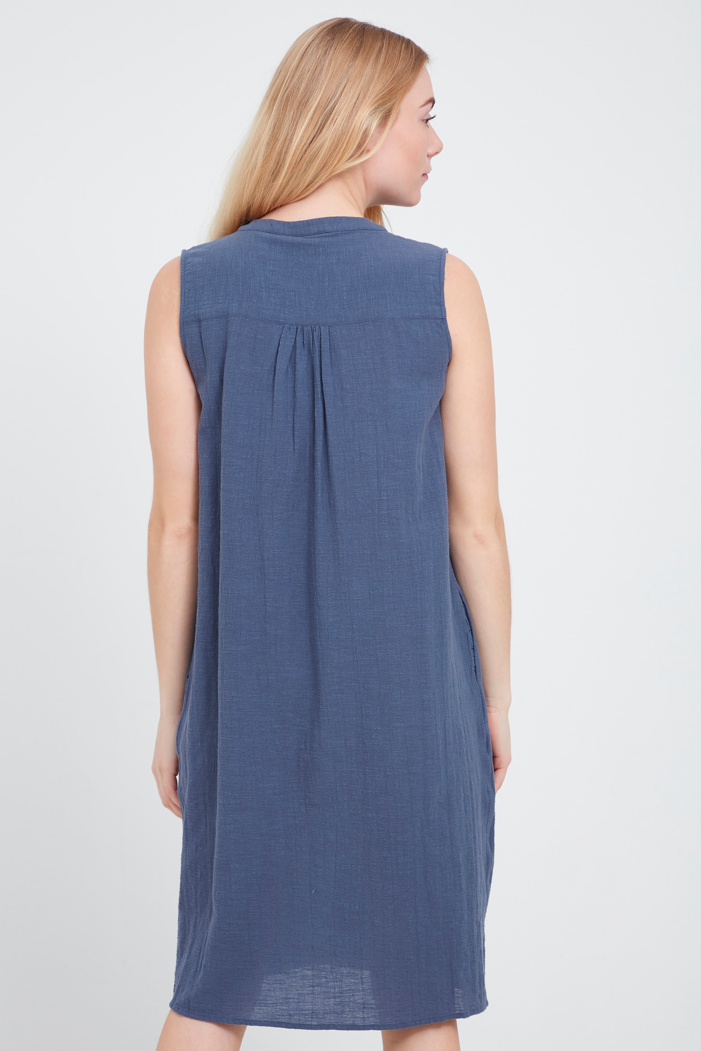 Dress LOOKBOOK BACK 20609331-193929