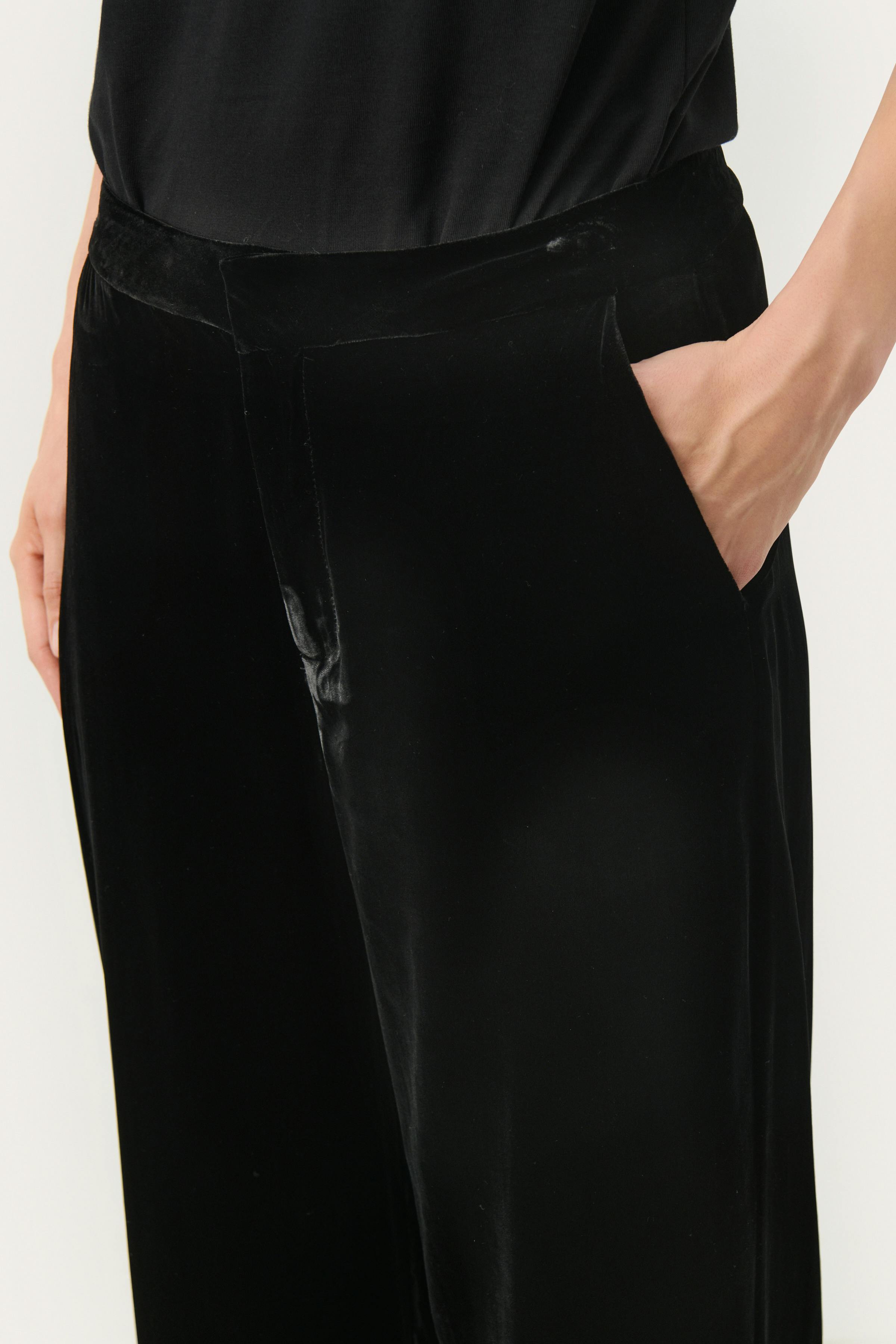 NinneaPW Velvet Trousers LOOKBOOK DETAIL 30309039-194008