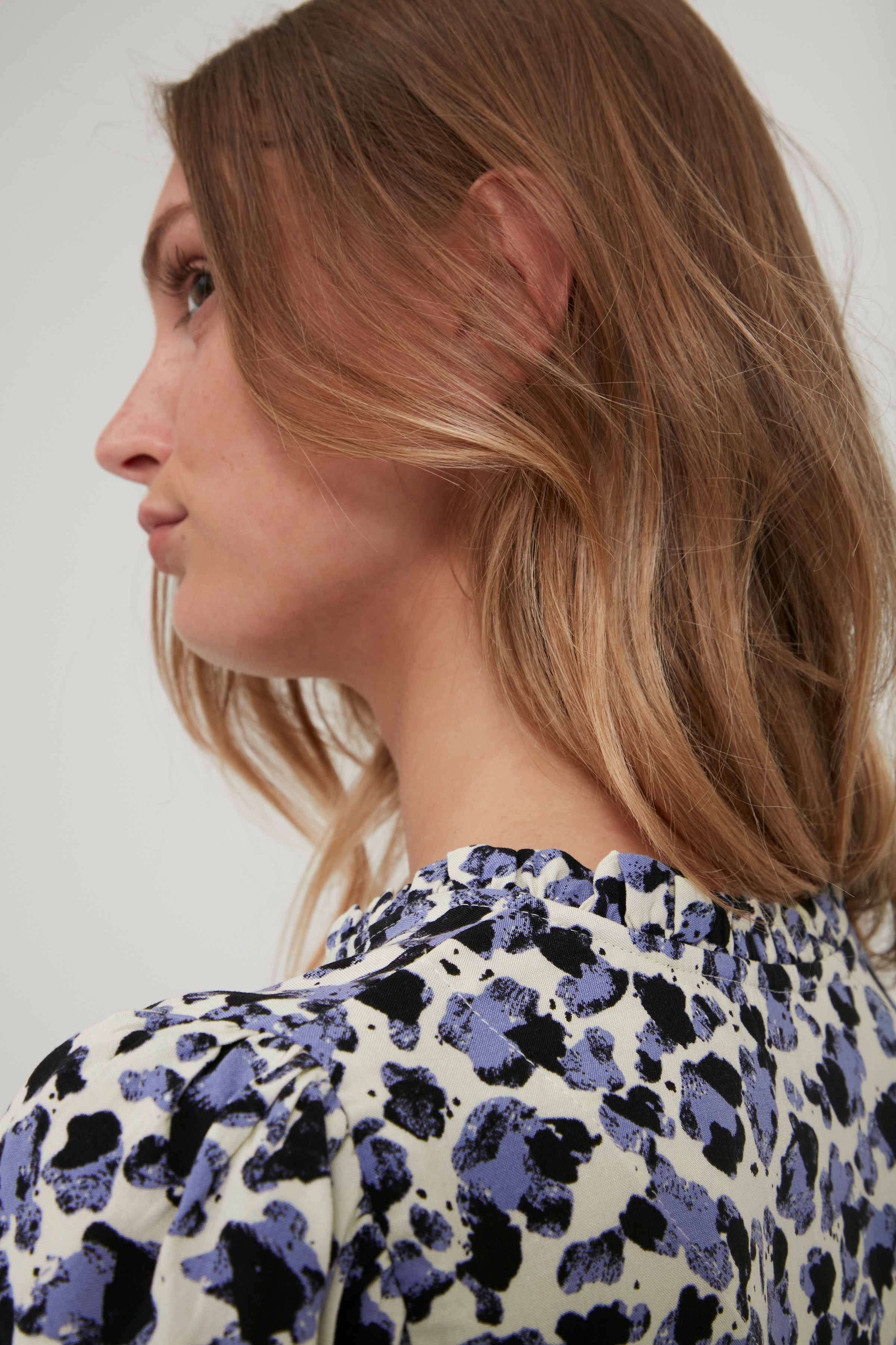 Blouse met korte mouwen LOOKBOOK DETAIL 20810144-200861