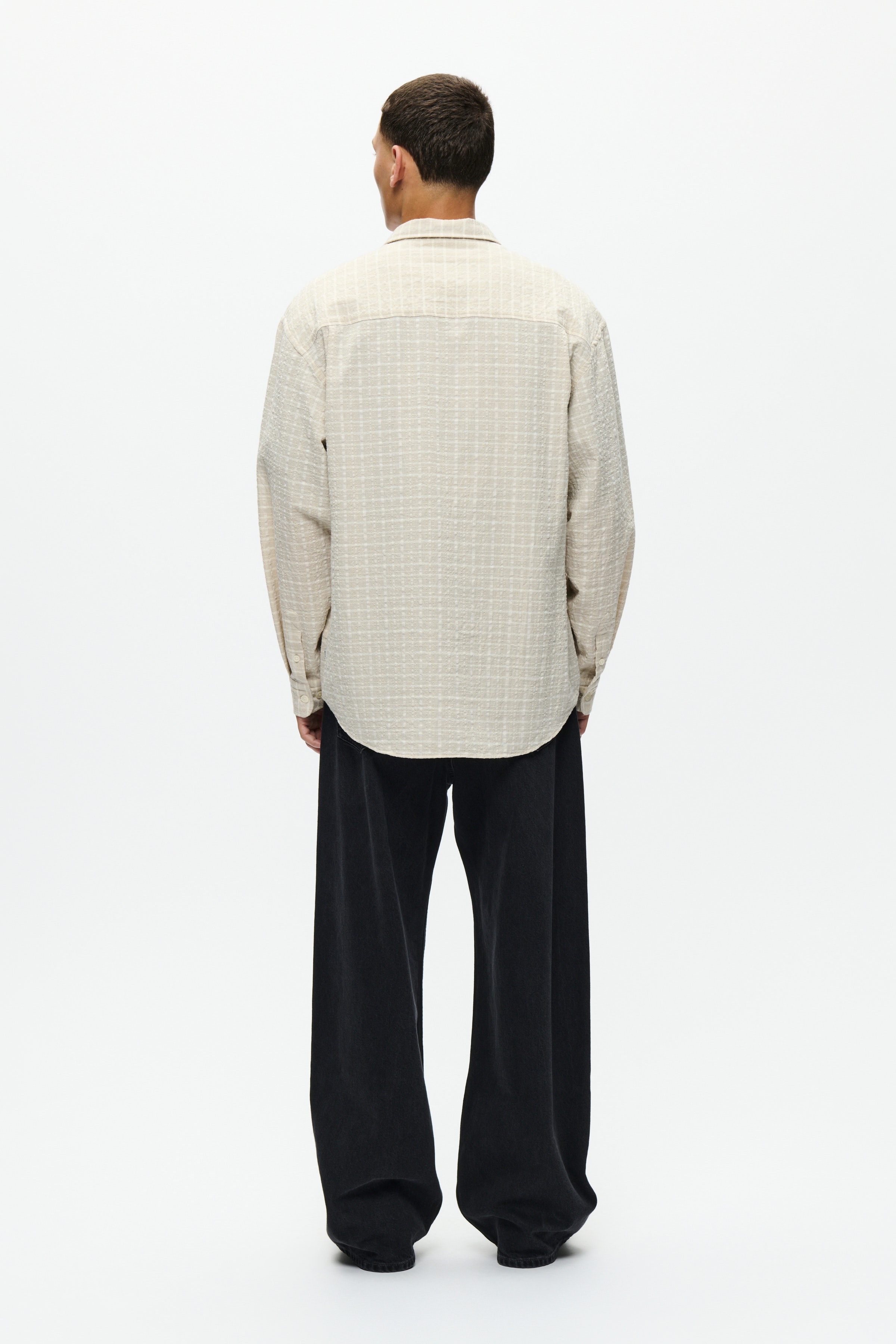WWCarter Shirt LOOKBOOK BACK 30251785-144500