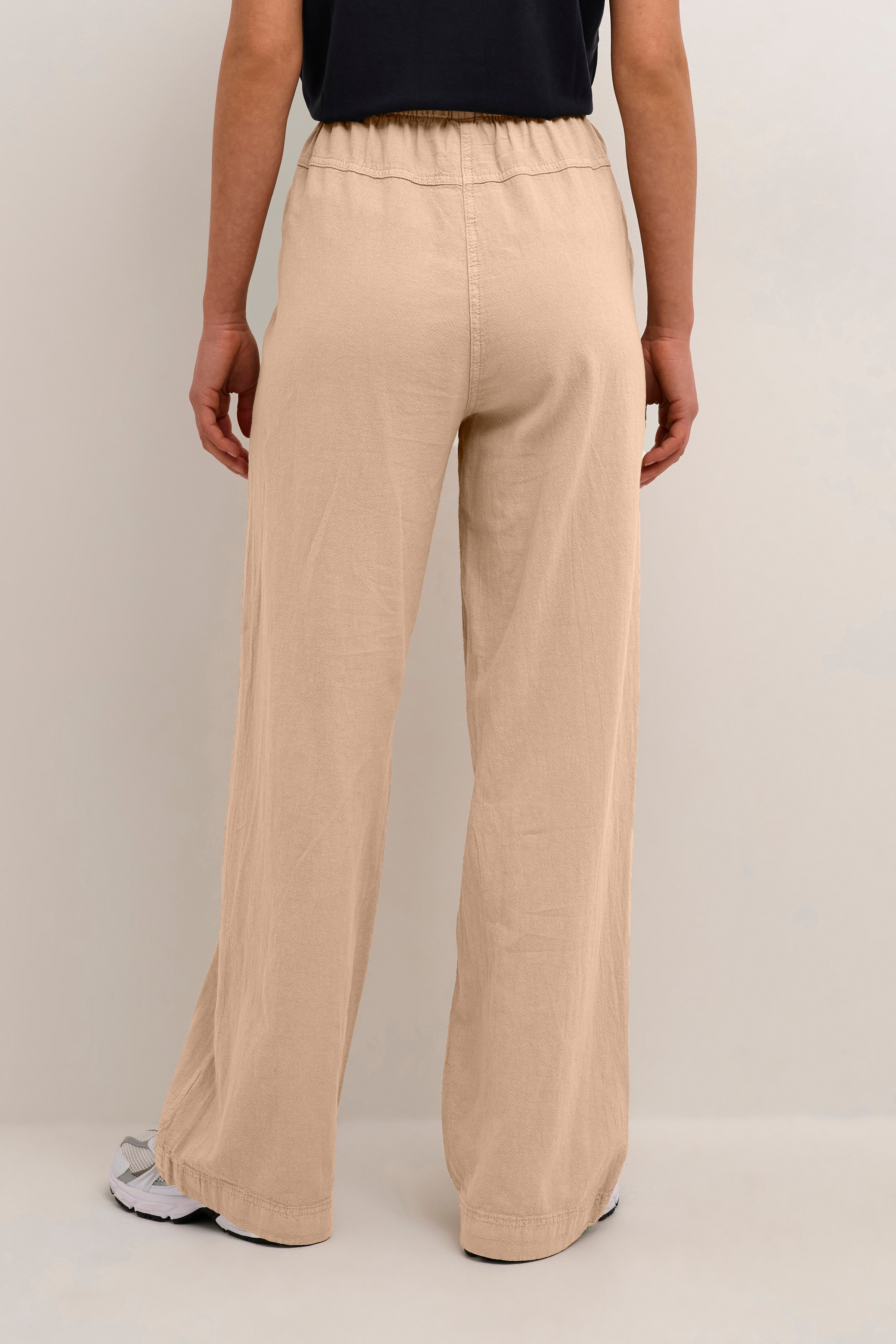 KAnaya Bukser LOOKBOOK BACK 10507661-101239