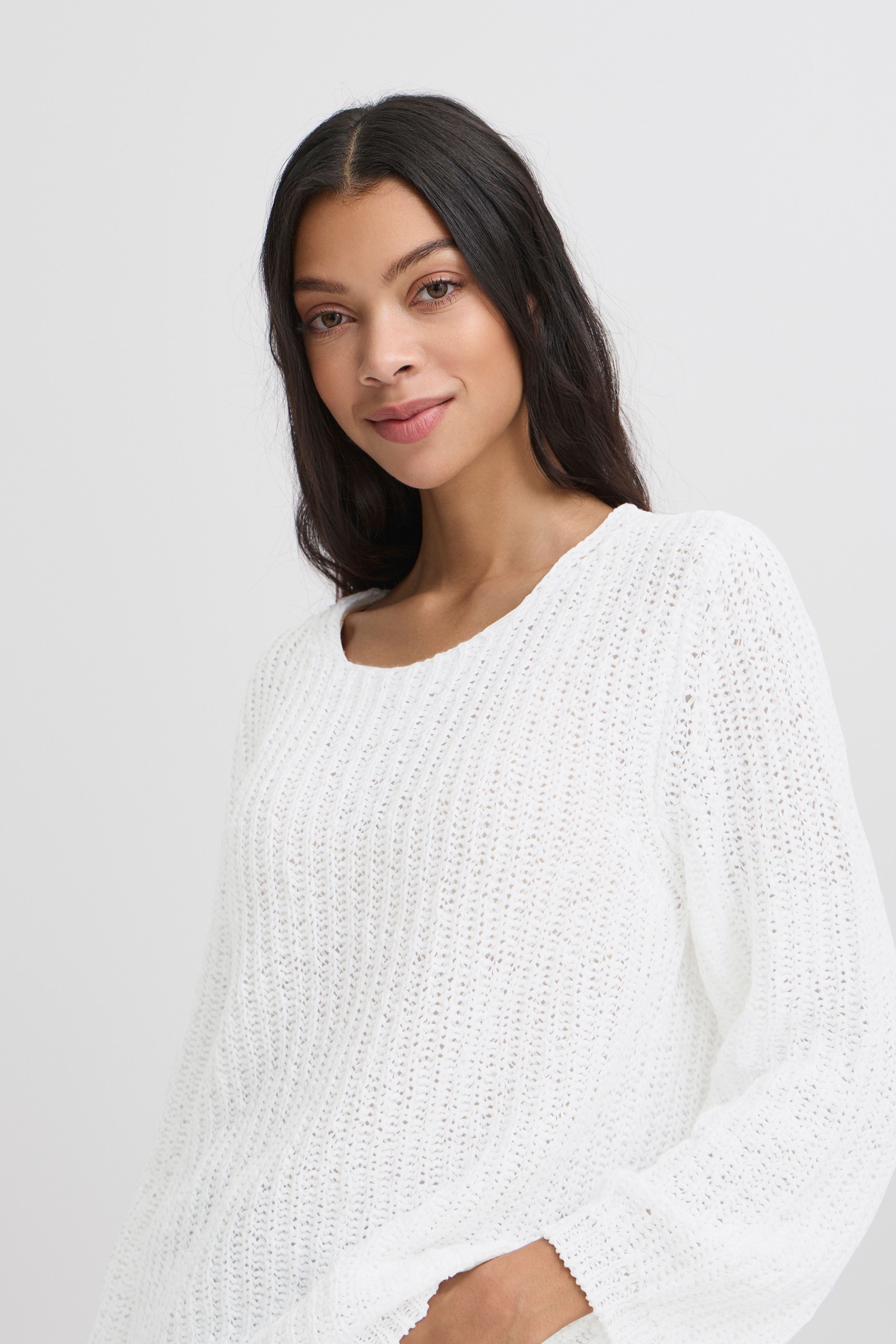 BYMARA Pullover LOOKBOOK DETAIL 20814946-110601